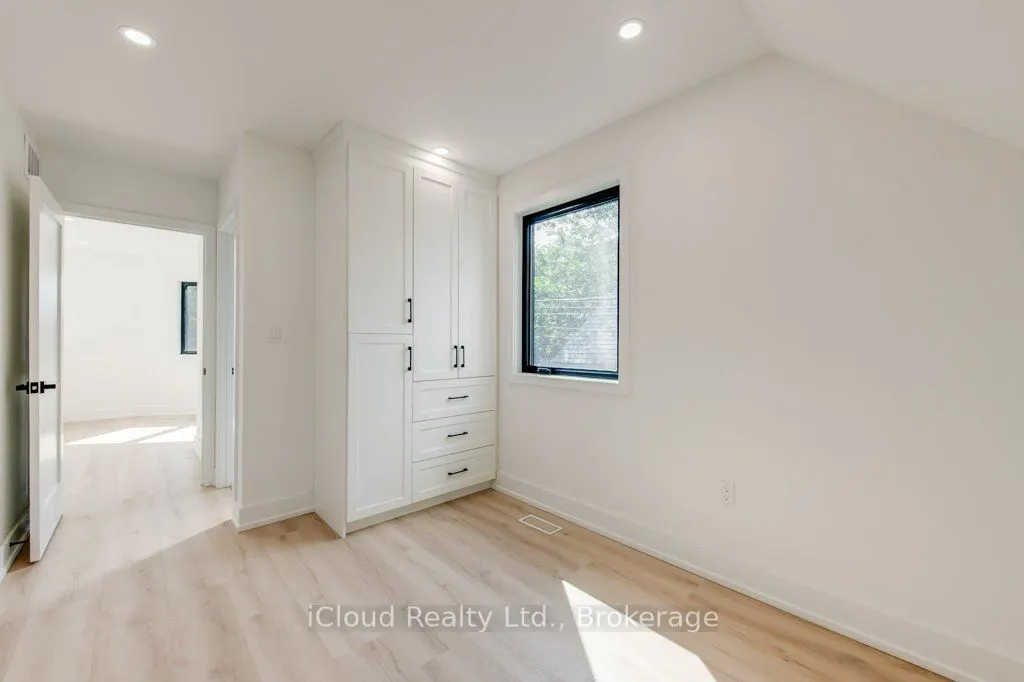 455 Ossington Avenue, #5 Laneway