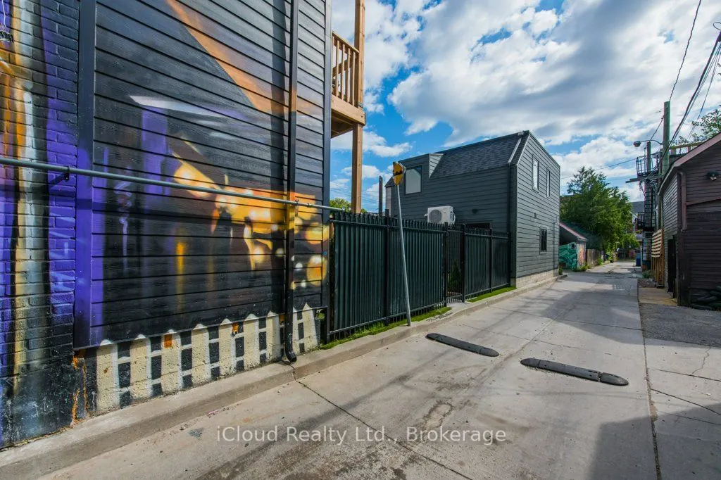 455 Ossington Avenue, #5 Laneway