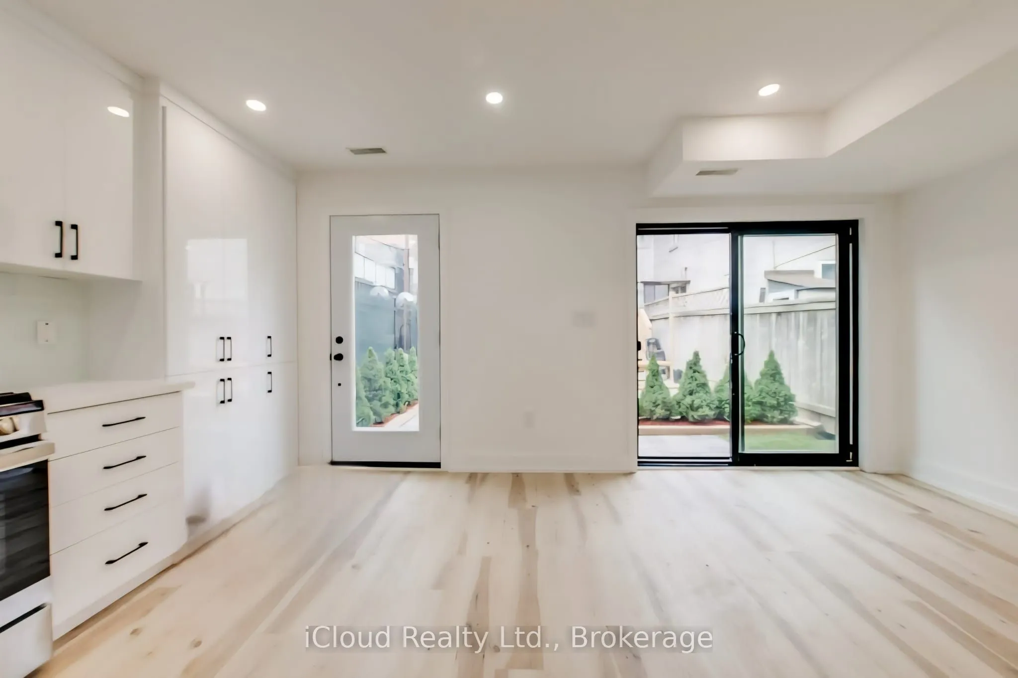 455 Ossington Avenue, #5 Laneway