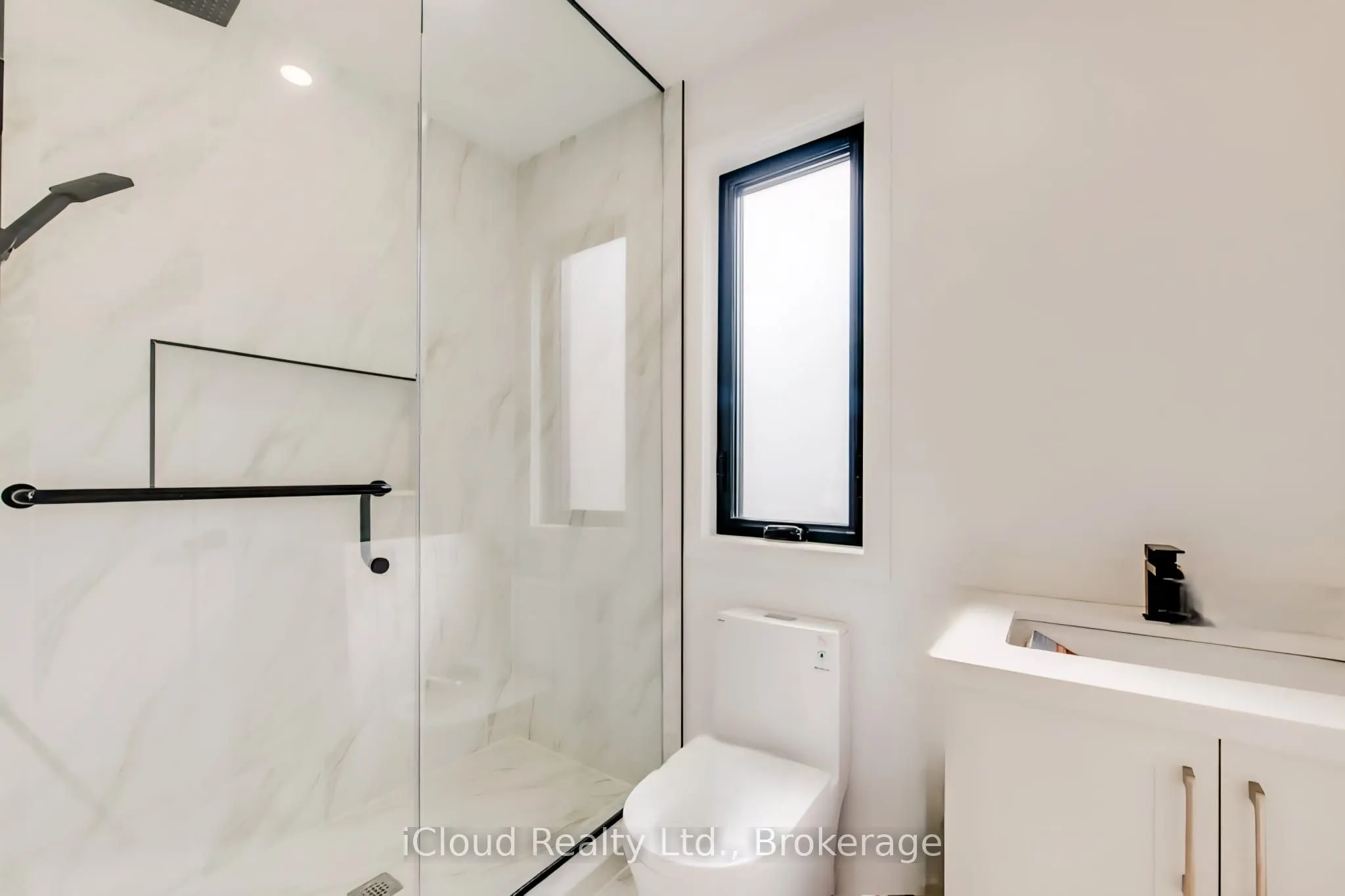 455 Ossington Avenue, #5 Laneway