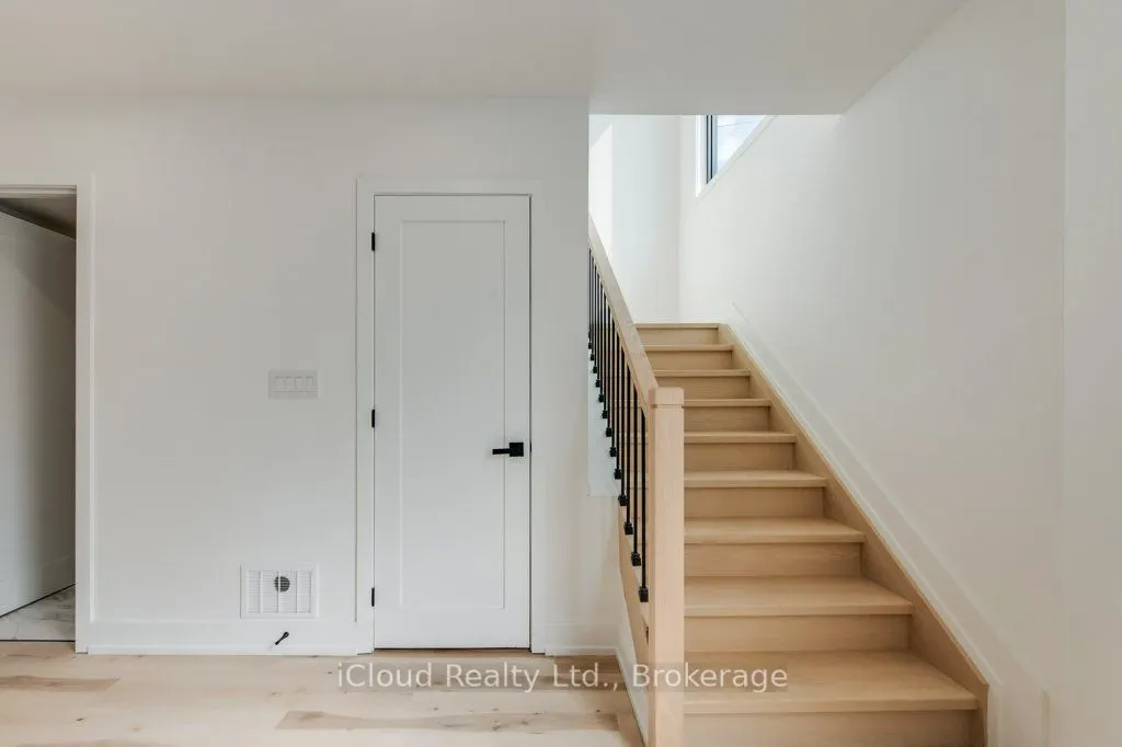 455 Ossington Avenue, #5 Laneway