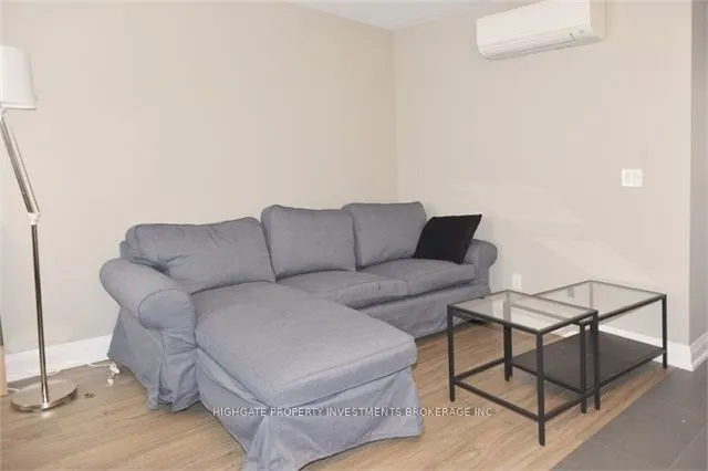 84 Harbord Street, #5