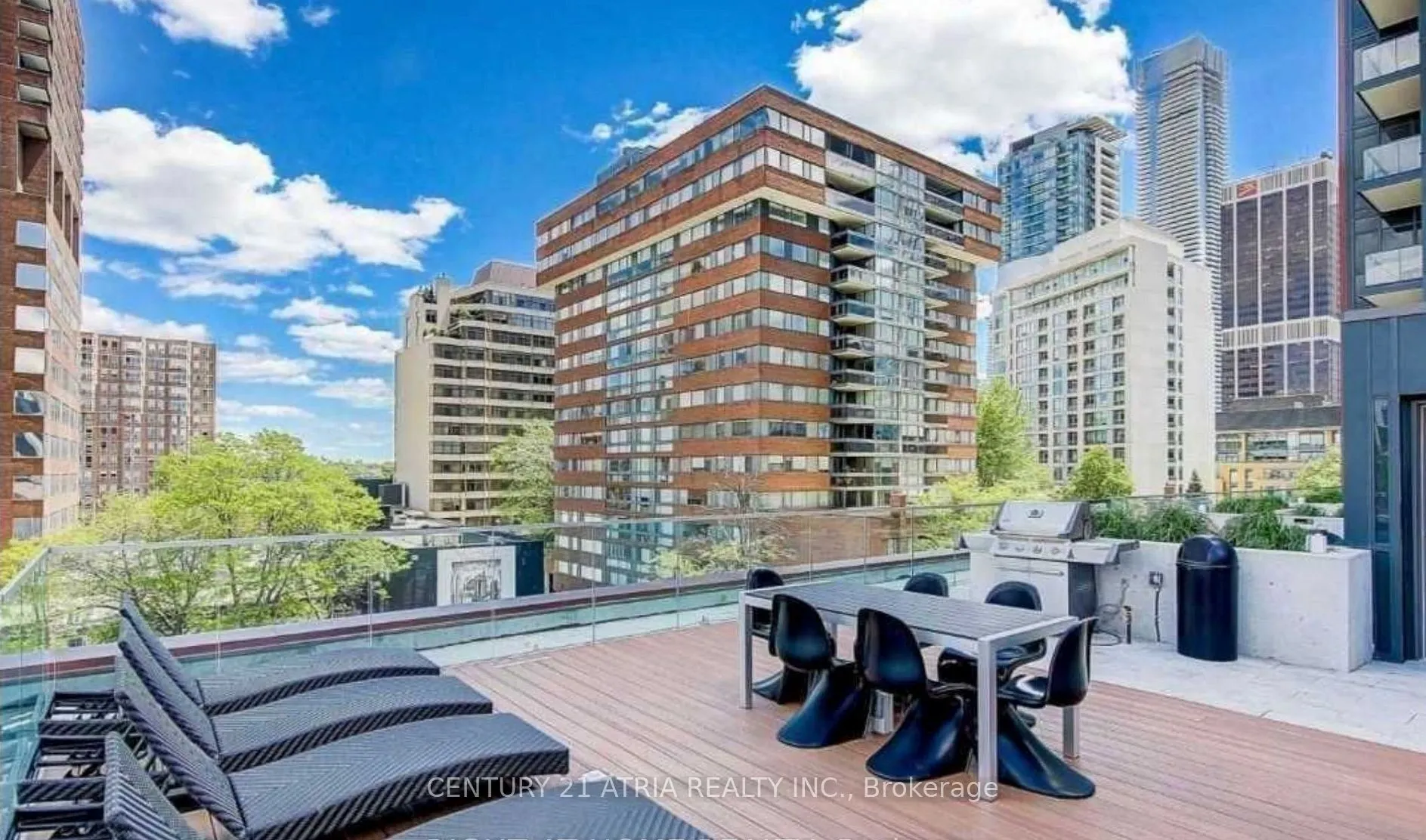 32 Davenport Road, #3002