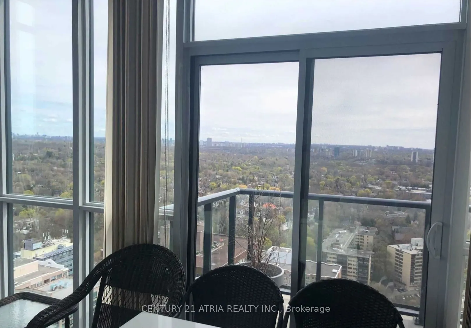 32 Davenport Road, #3002