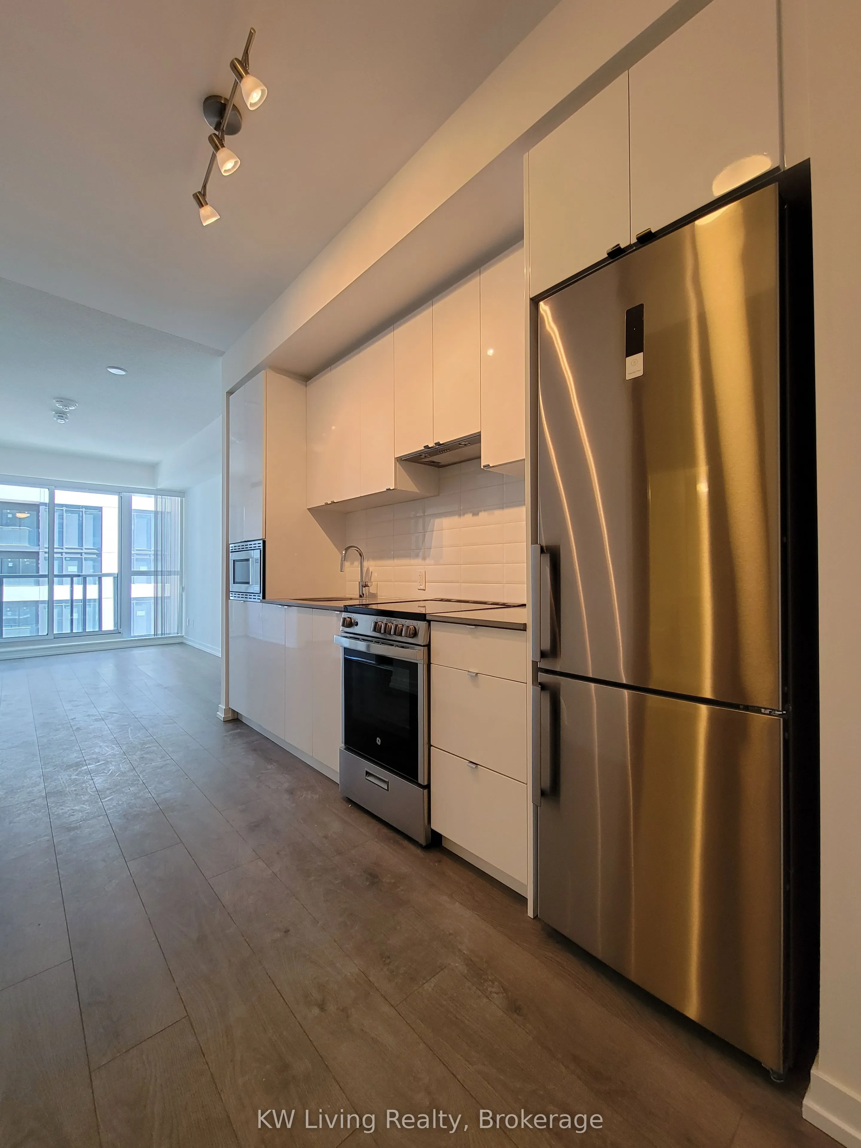 49 East Liberty Street, #801