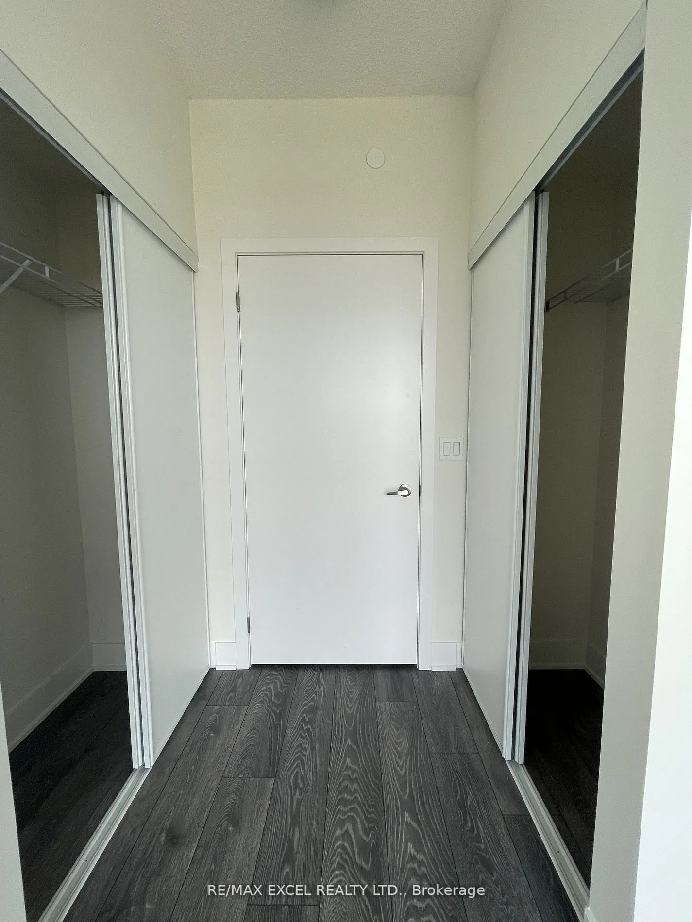 188 Fairview Mall Drive, #1808