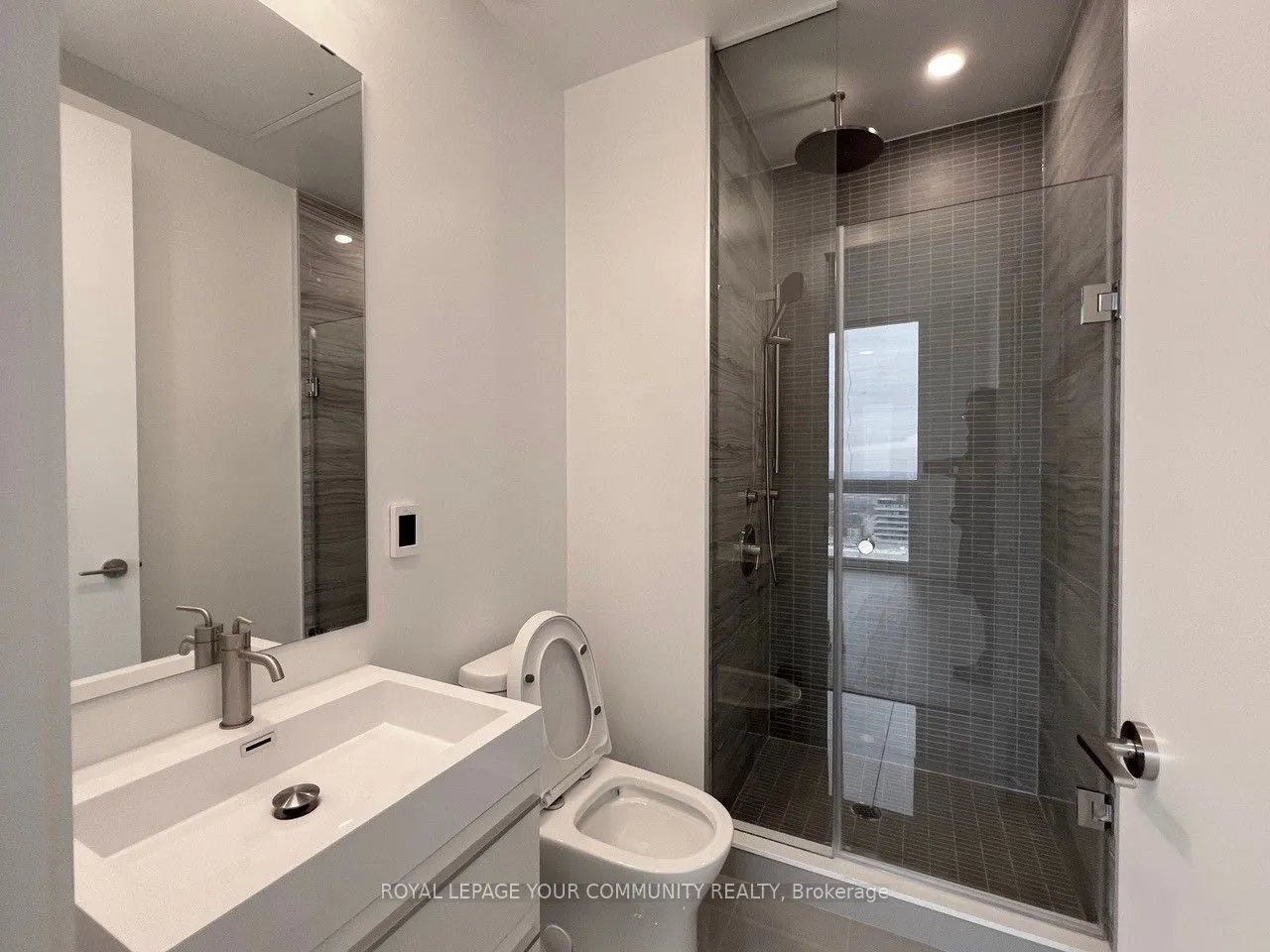 39 Roehampton Avenue, #4410