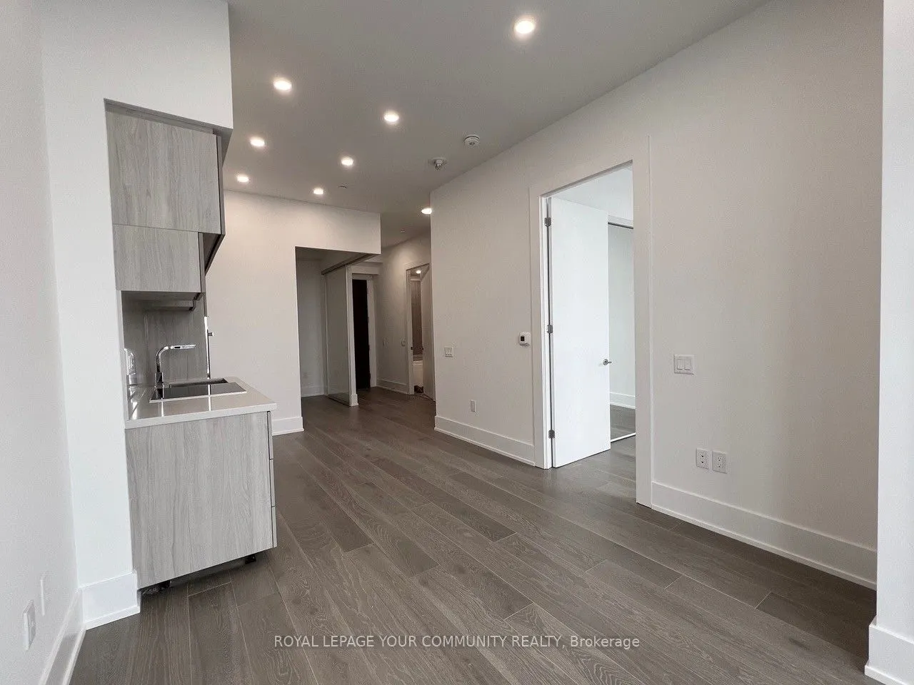 39 Roehampton Avenue, #4410