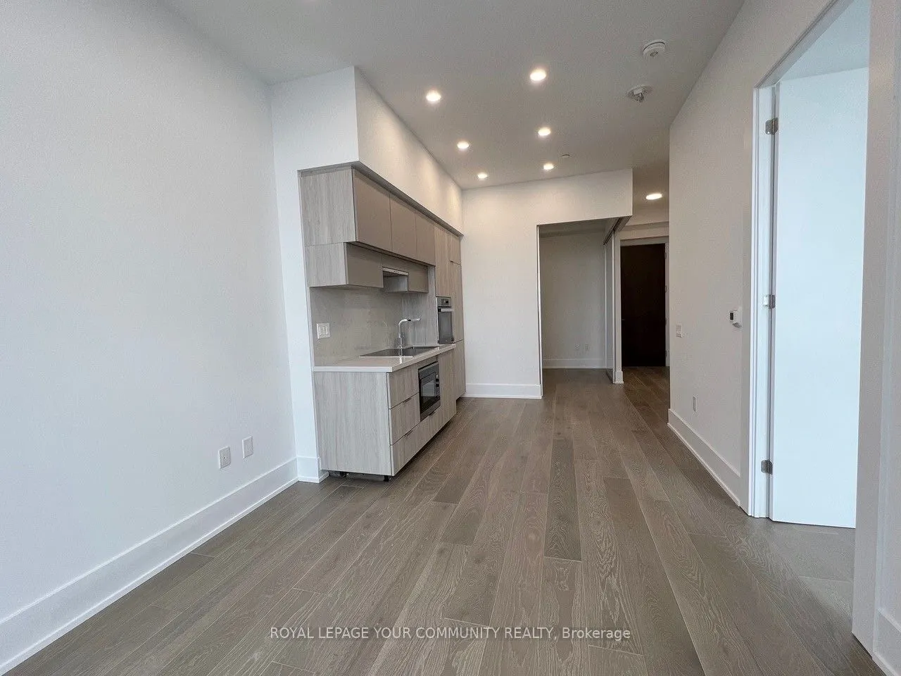 39 Roehampton Avenue, #4410
