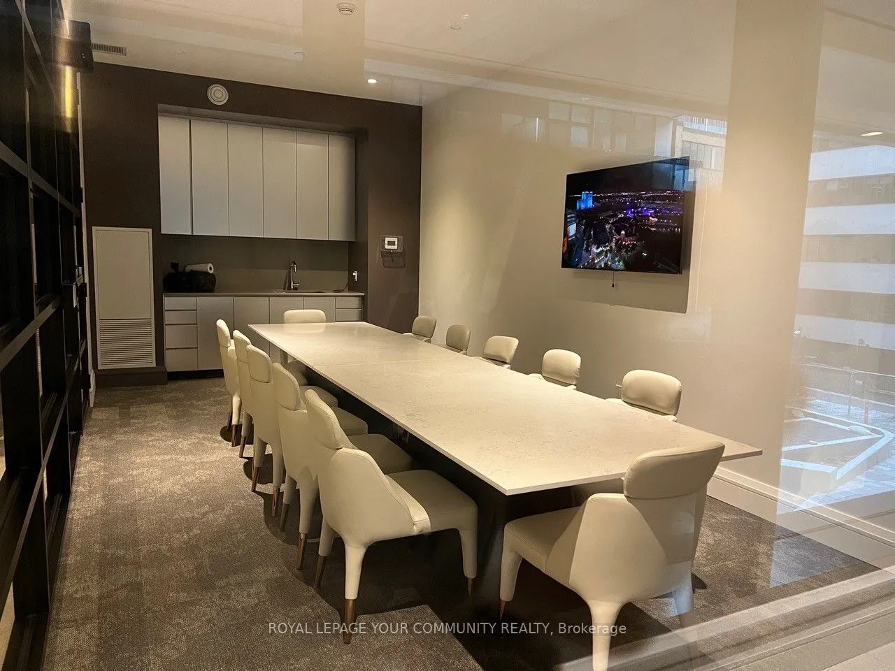 39 Roehampton Avenue, #4410