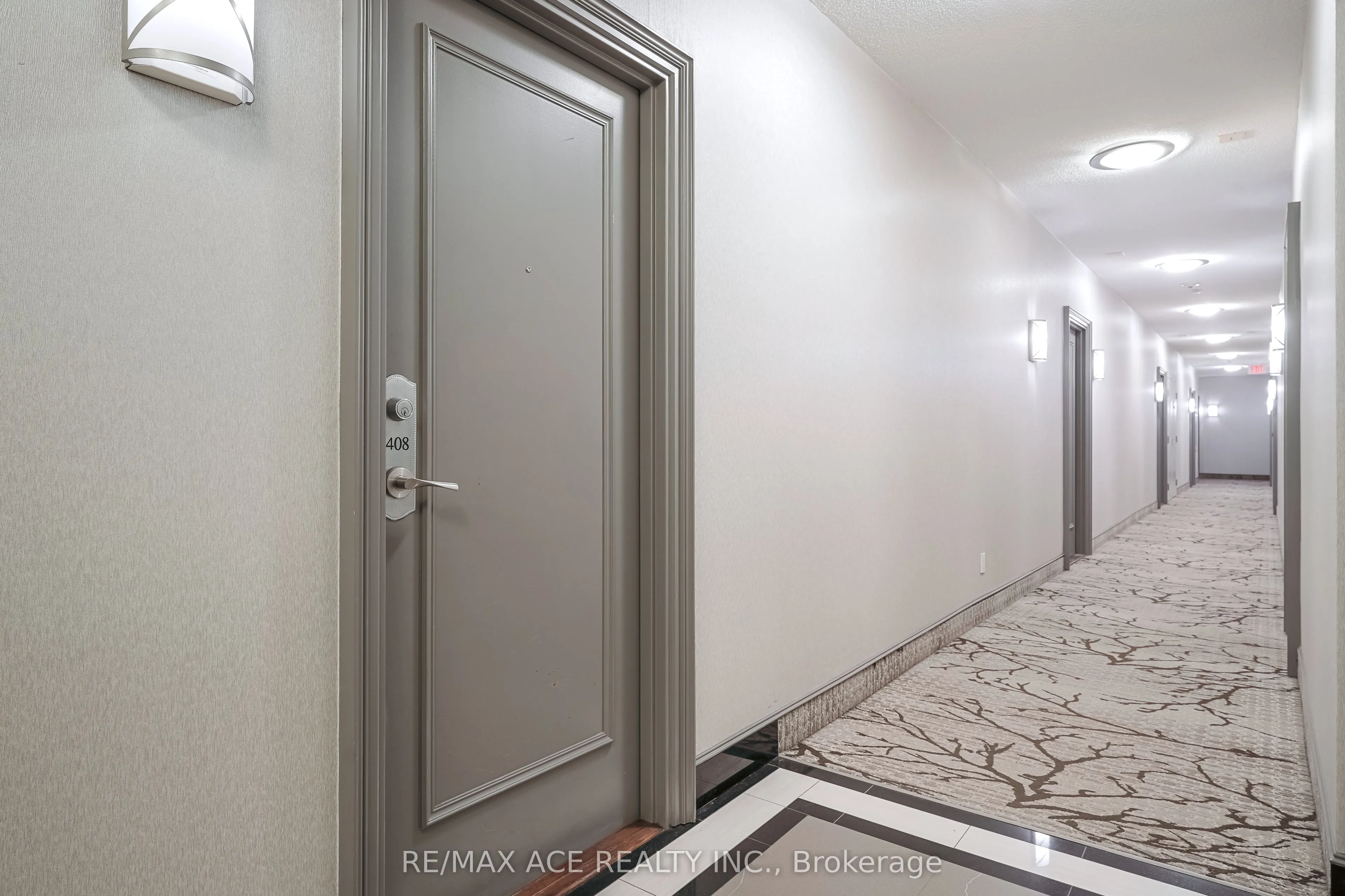 481 Rosewell Avenue N, #408