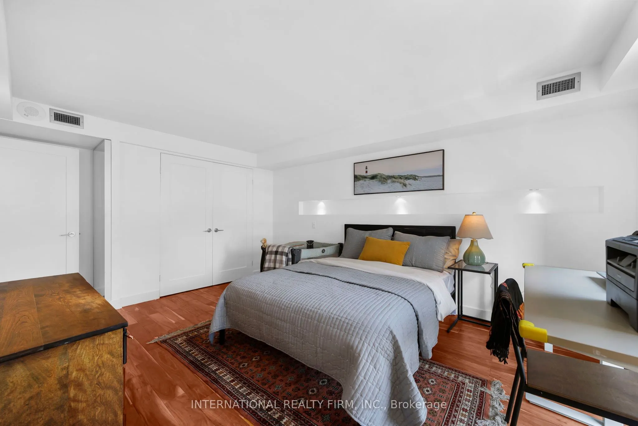 701 King Street W, #713