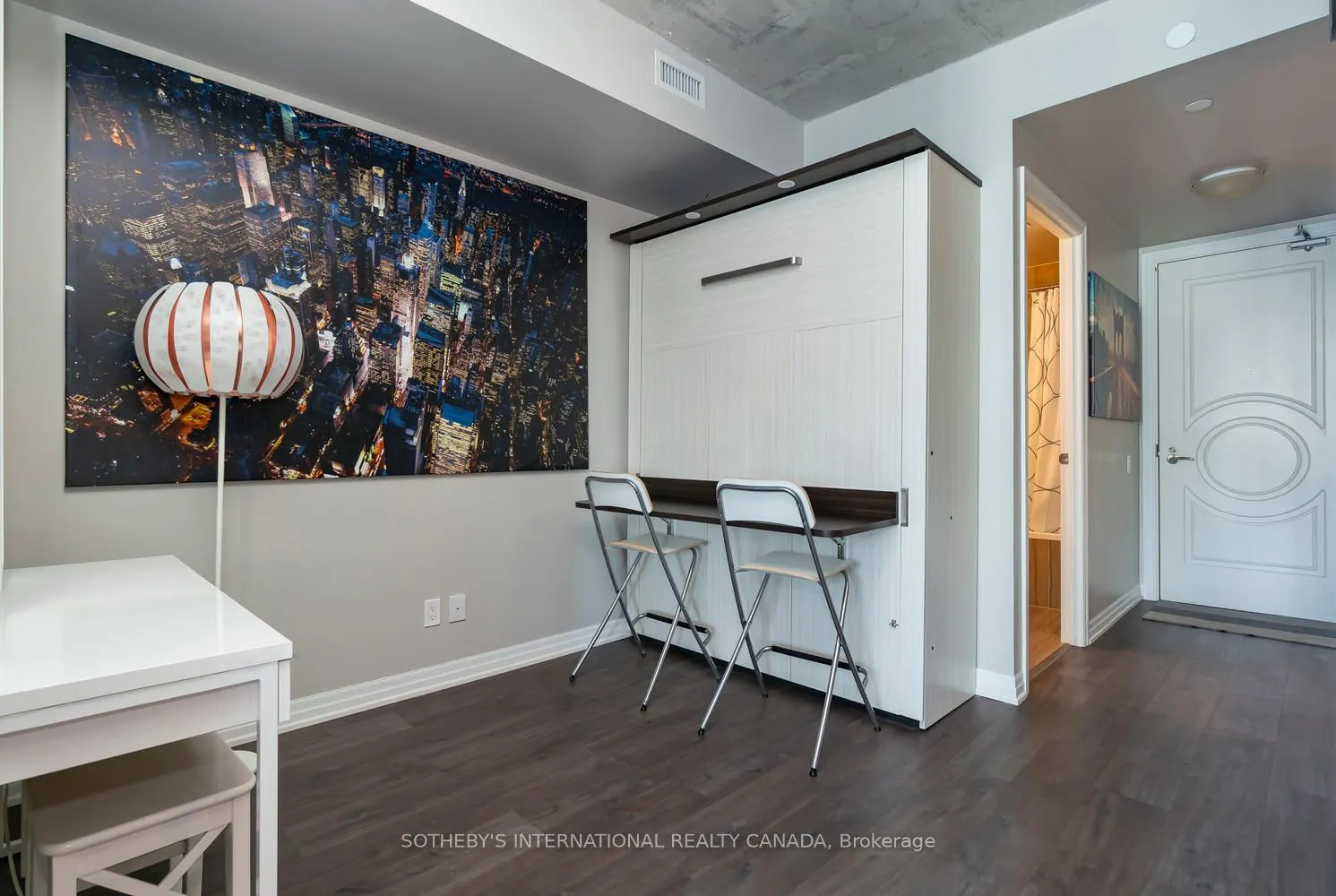 88 Blue Jays Way, #3303