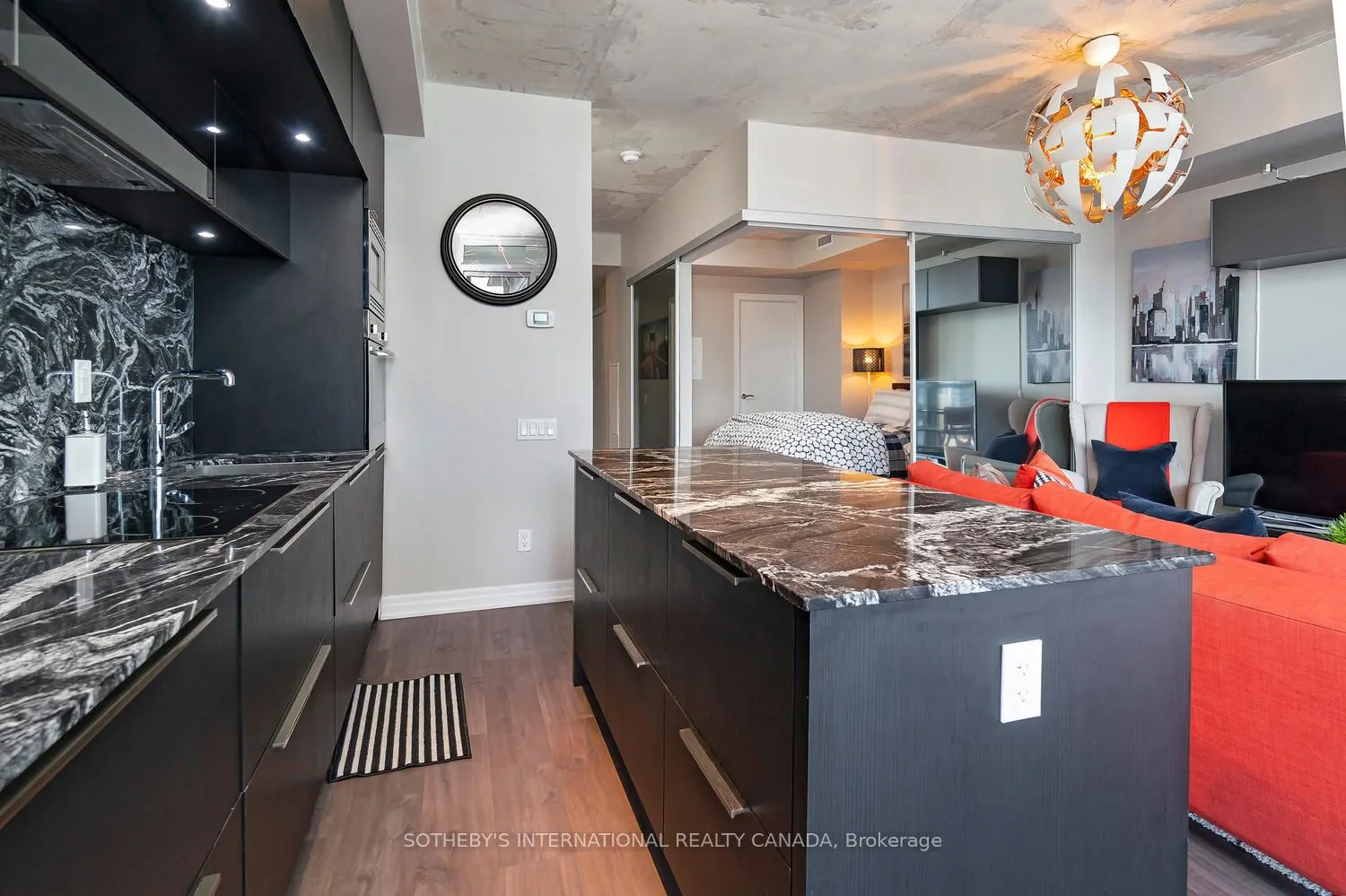 88 Blue Jays Way, #3303