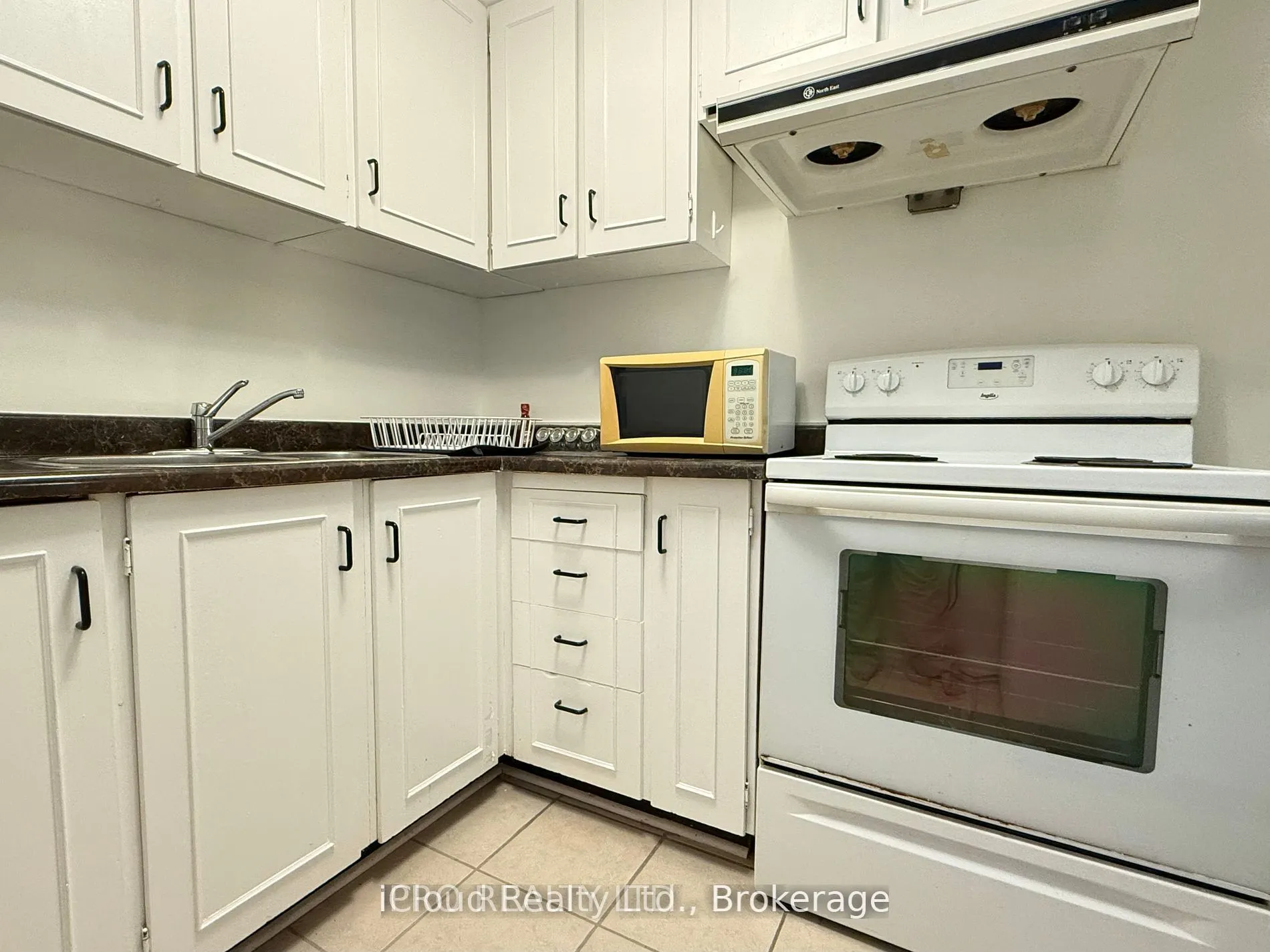 33 Yatesbury Road, #Lower, bedroom #2