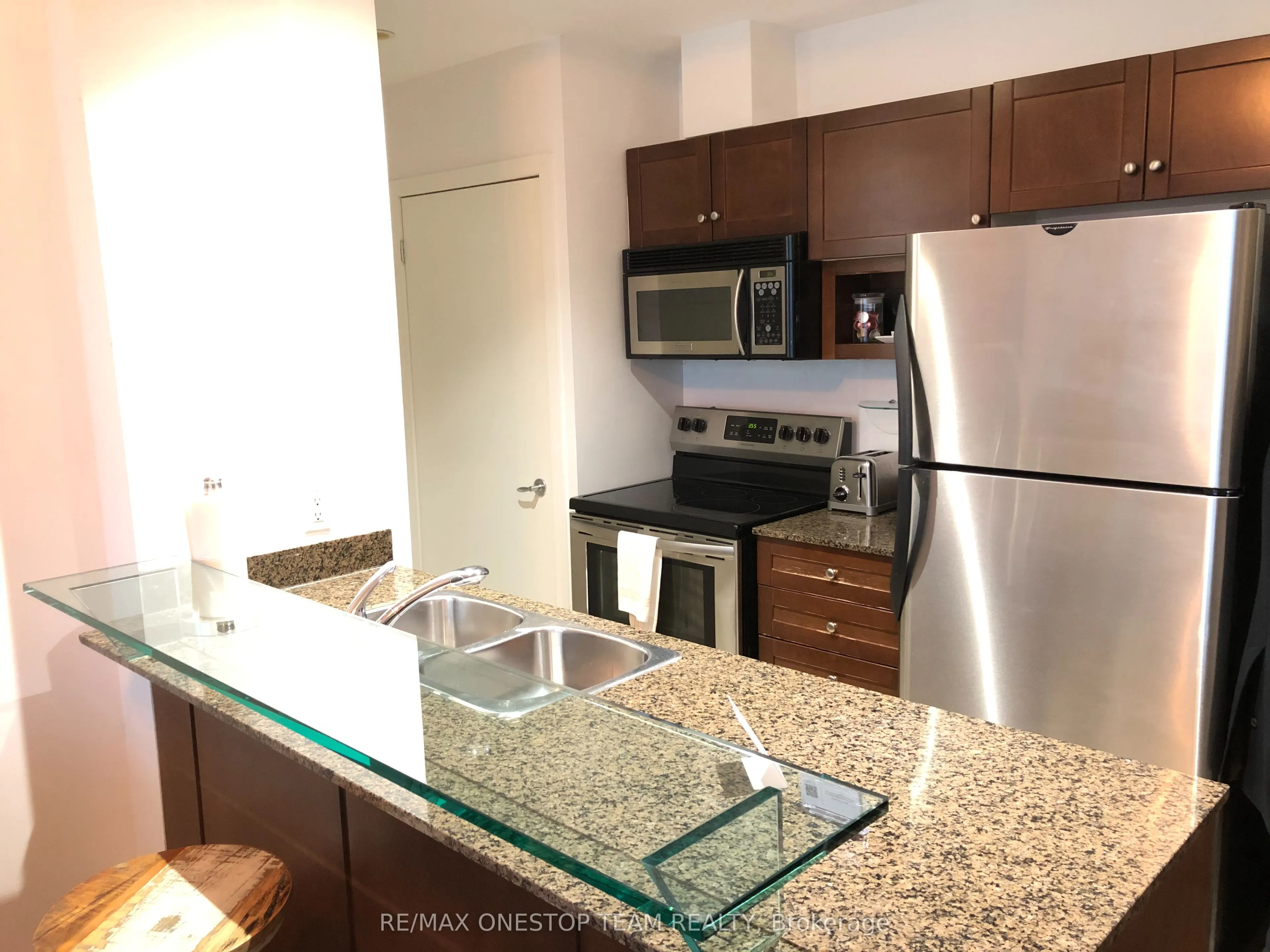 8 York Street, #3305