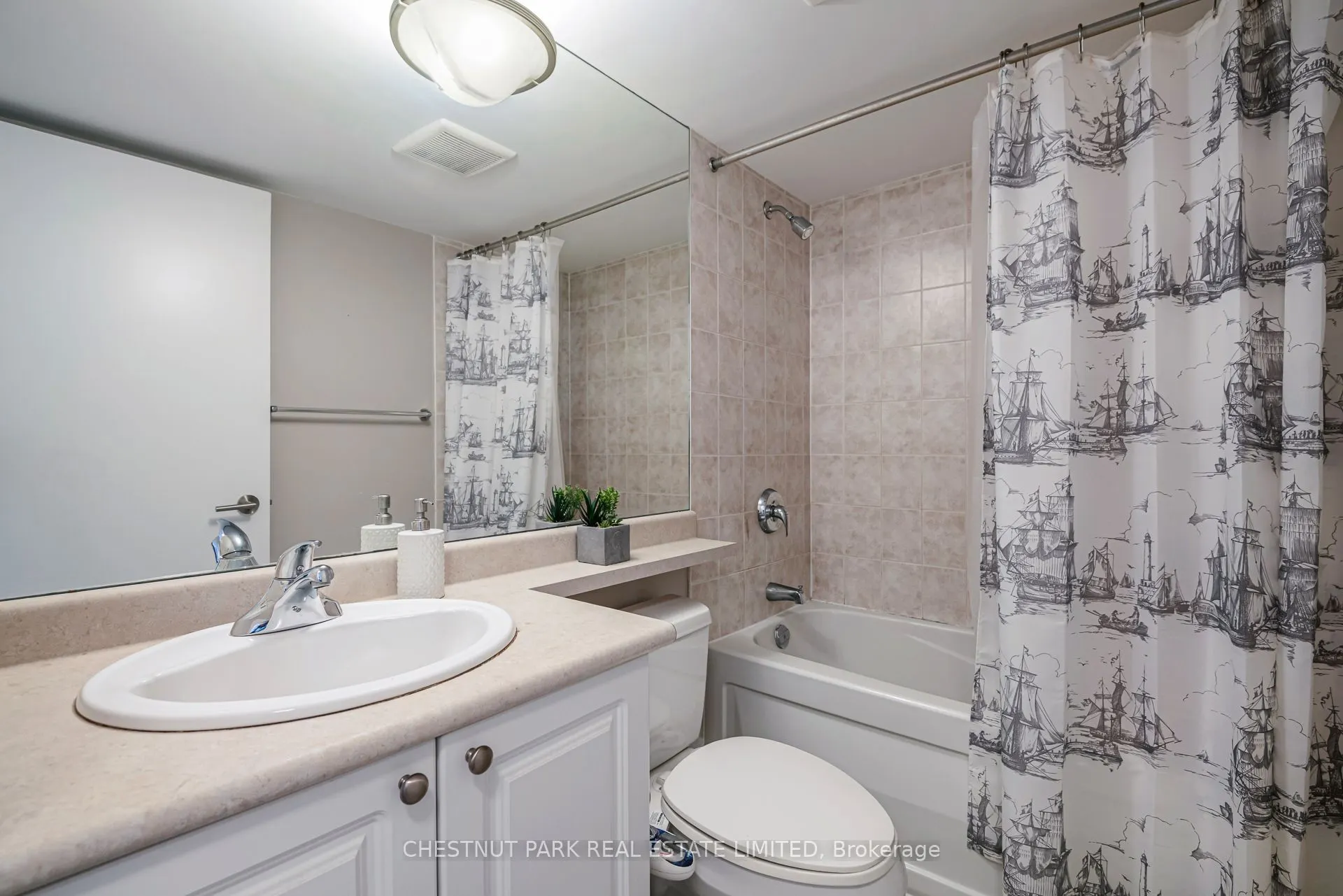 231 Fort York Boulevard, #1110
