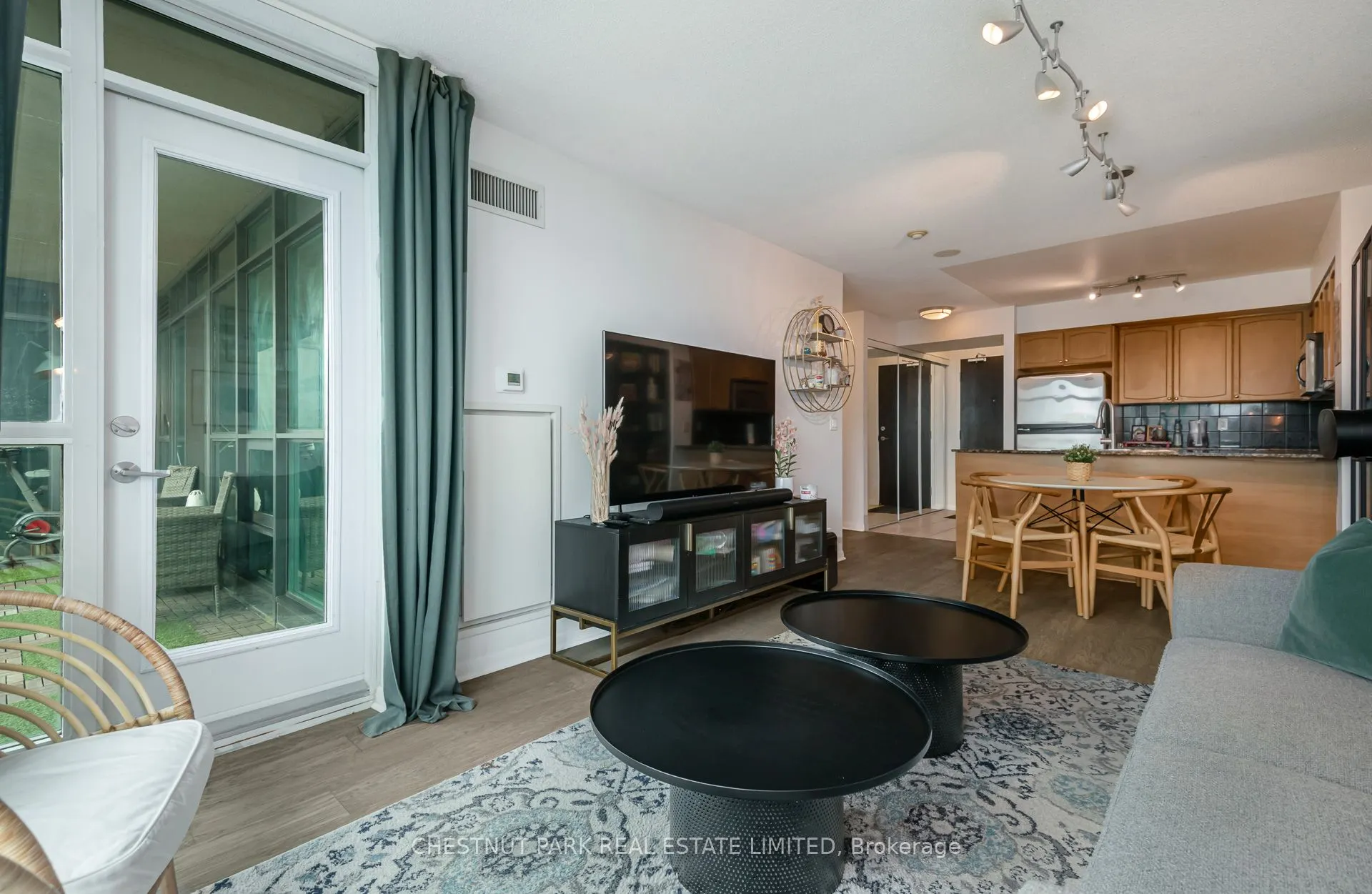 231 Fort York Boulevard, #1110