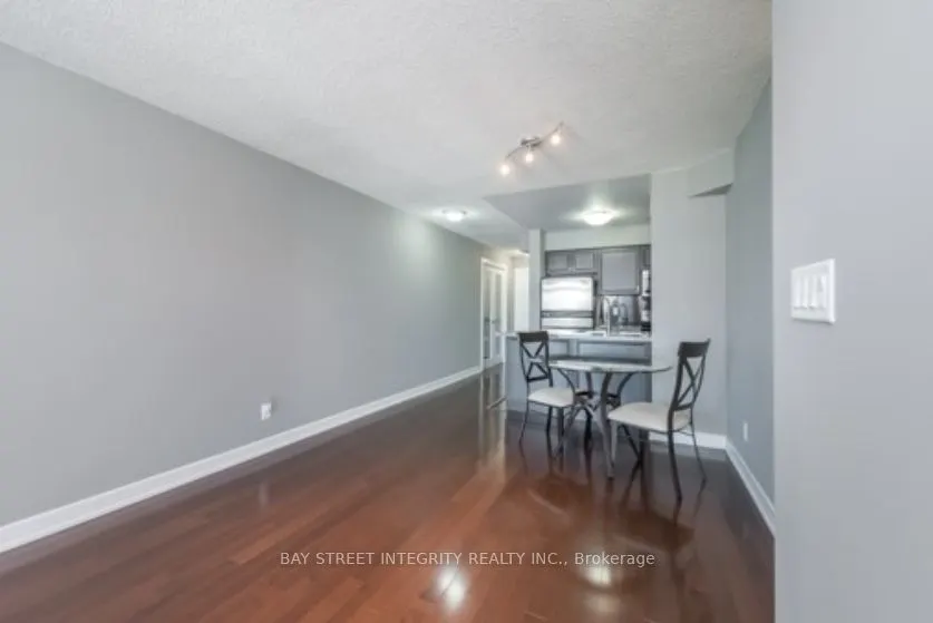 16 Harrison Garden Boulevard, #2101