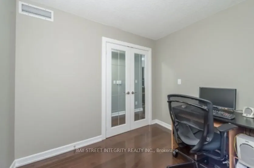 16 Harrison Garden Boulevard, #2101