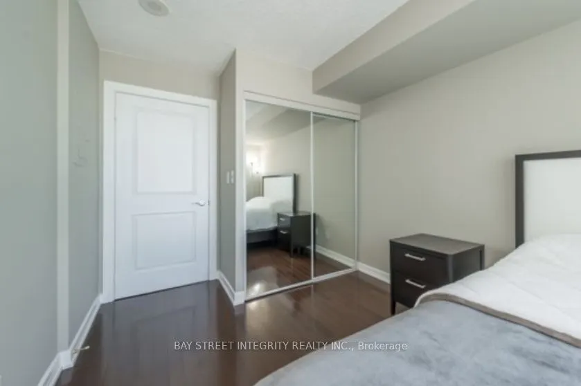 16 Harrison Garden Boulevard, #2101