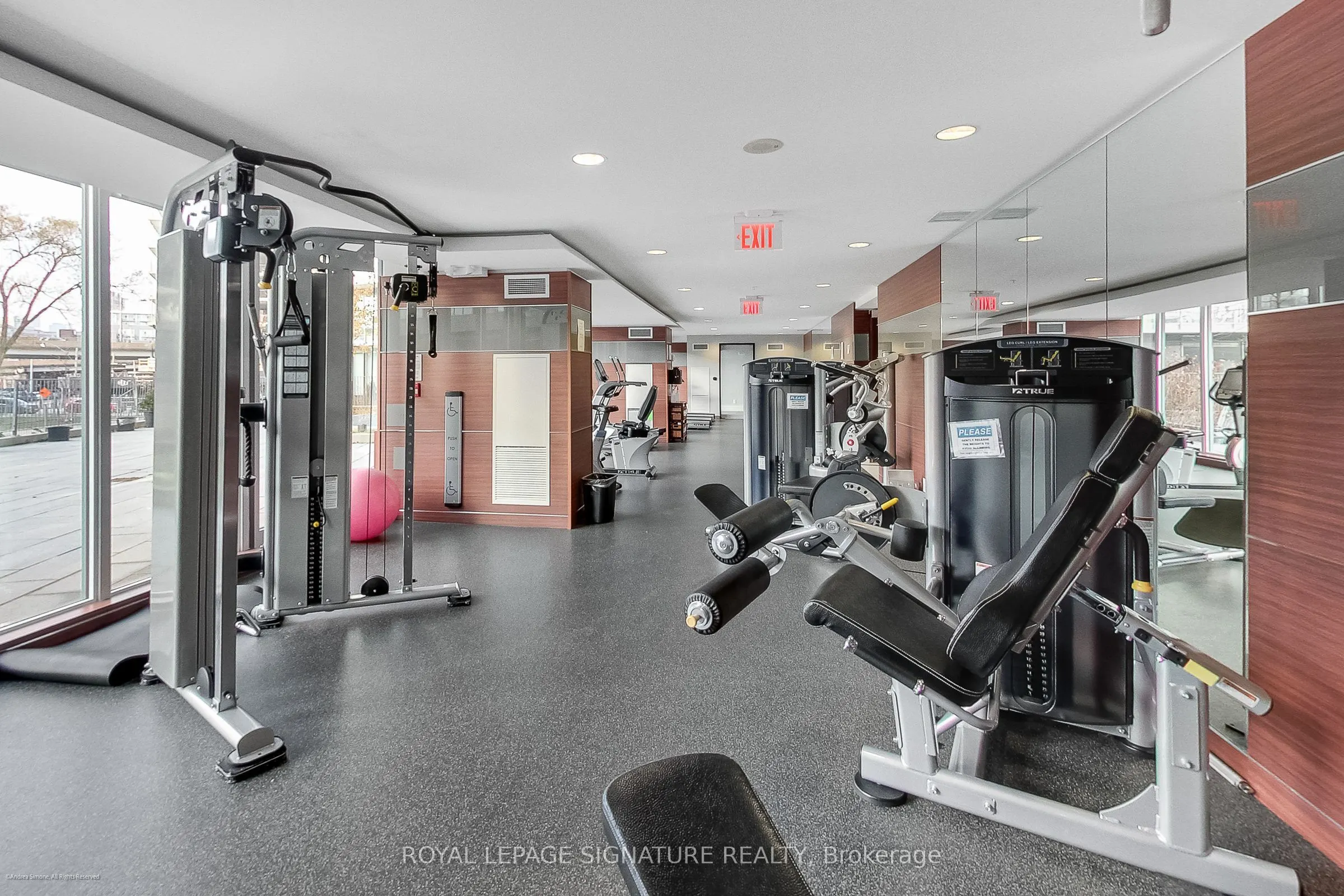 120 BAYVIEW Avenue, #S504