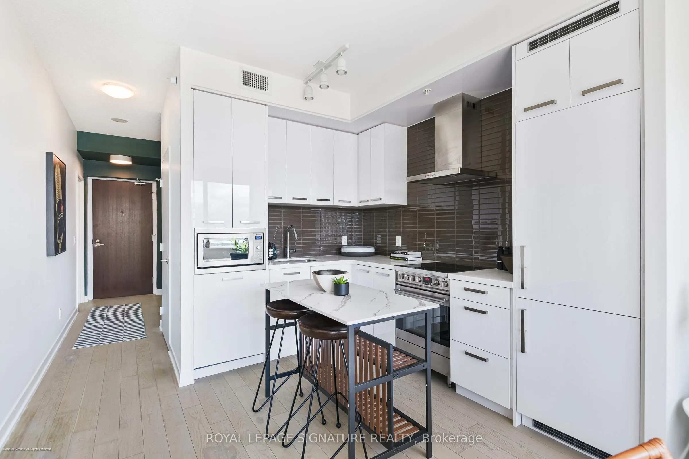 120 BAYVIEW Avenue, #S504