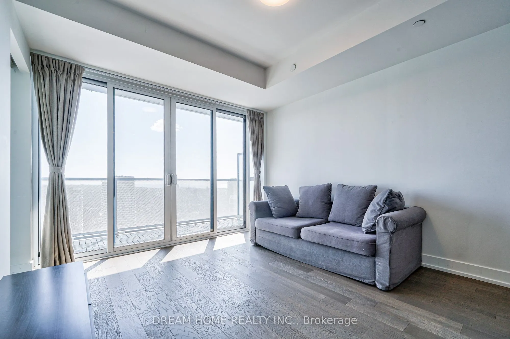 7 Grenville Street, #4509