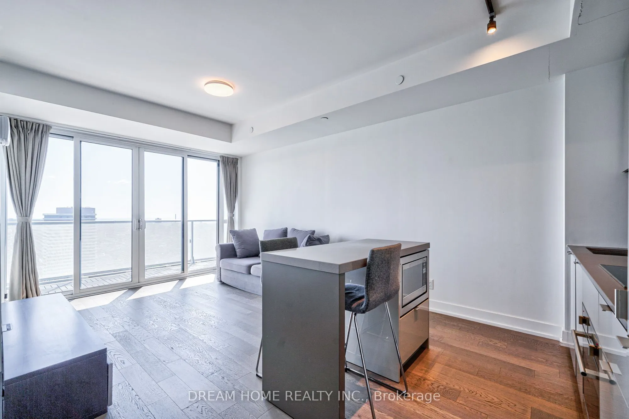 7 Grenville Street, #4509