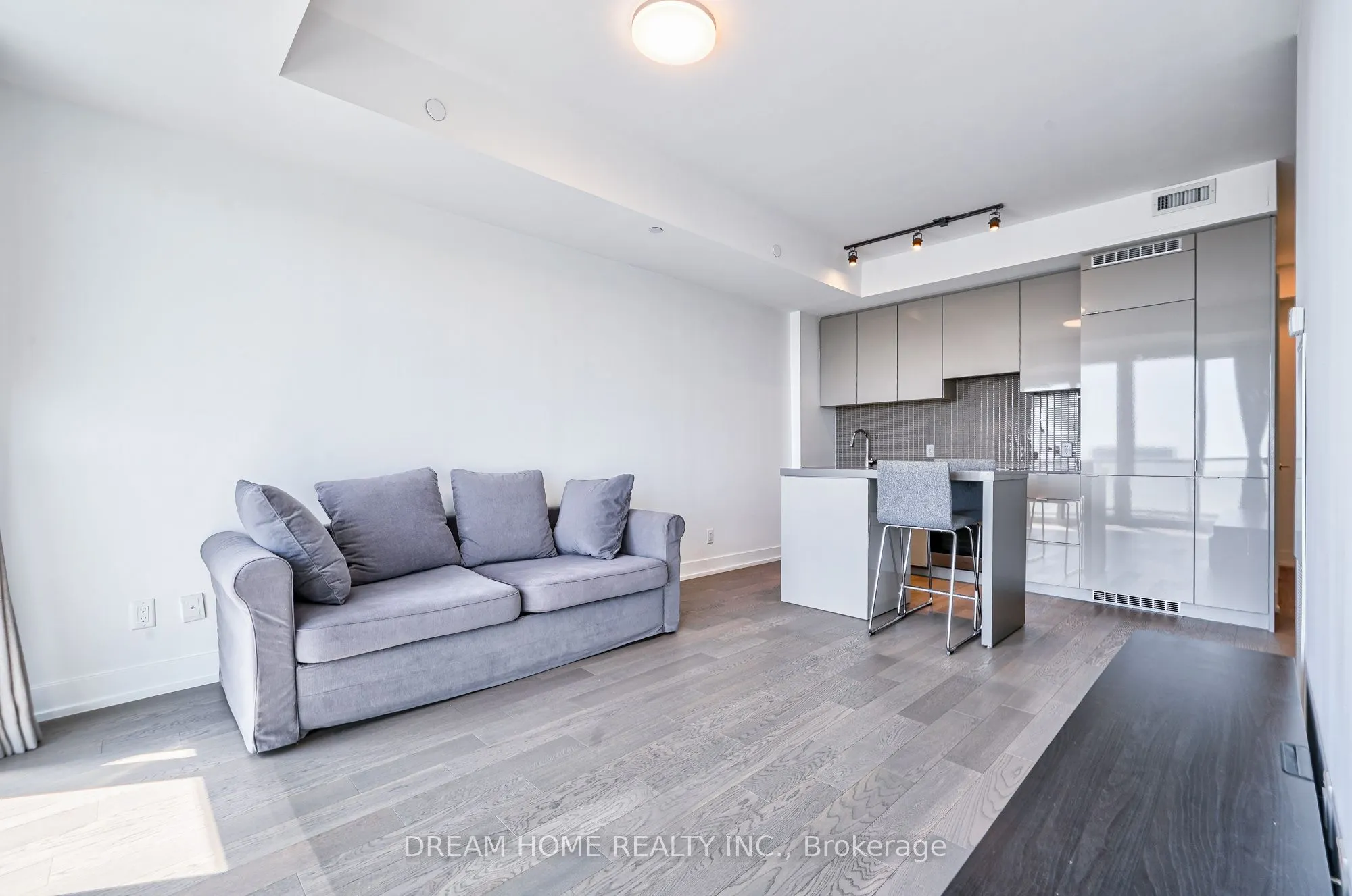 7 Grenville Street, #4509