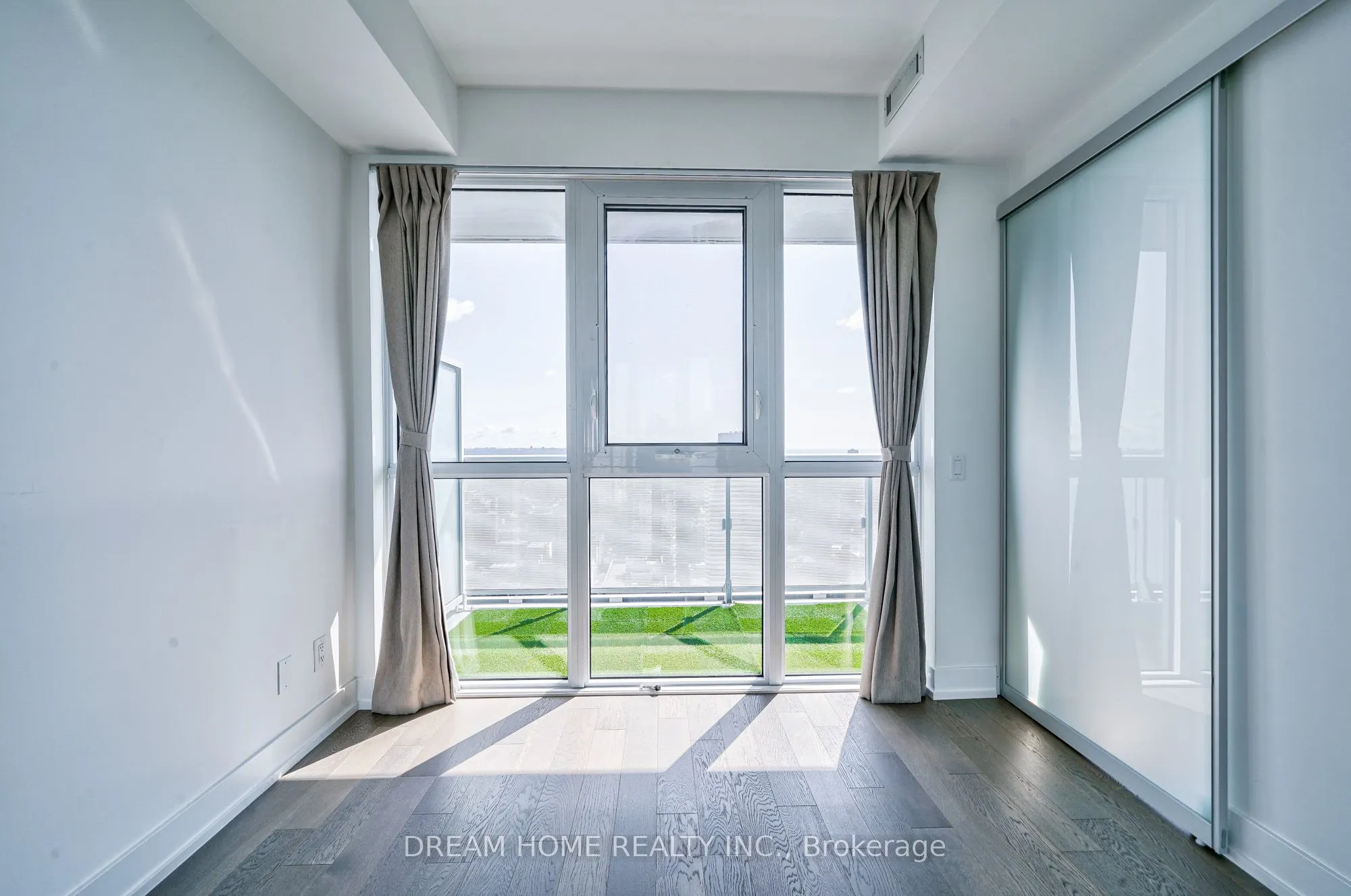 7 Grenville Street, #4509