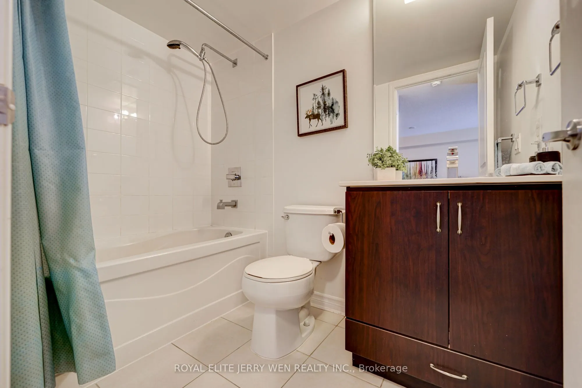 27 Rean Drive, #304