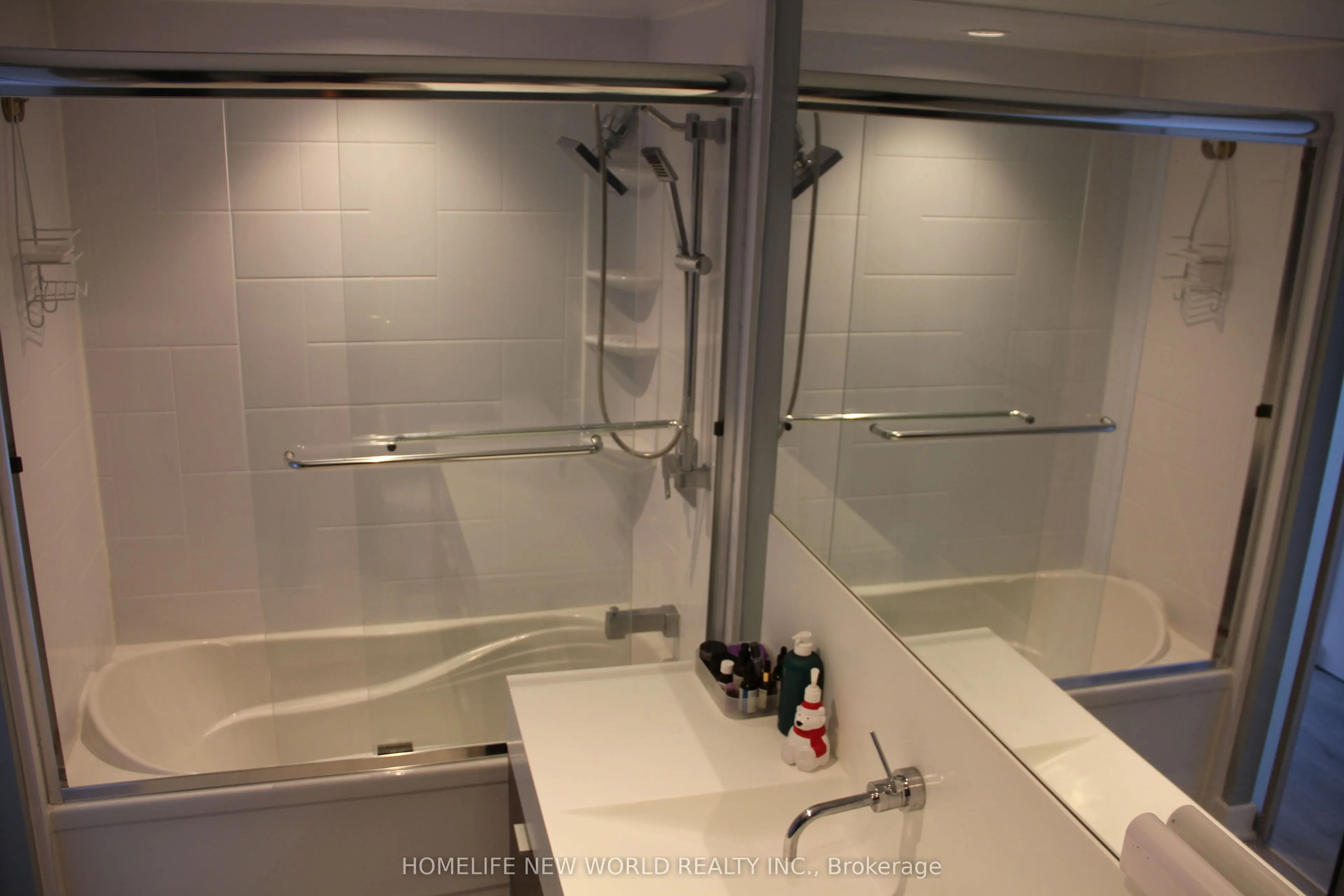 110 Charles Street E, #503
