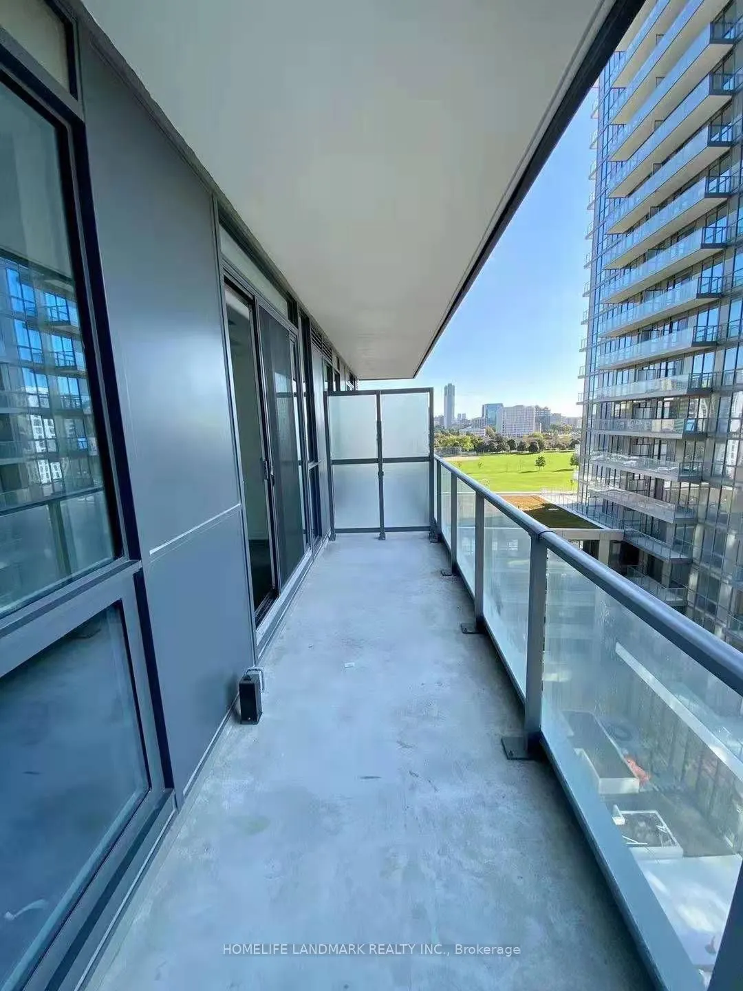 38 Forest Manor Road, #906