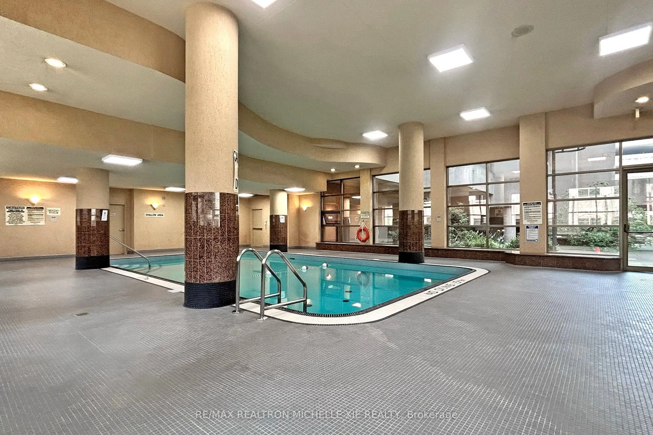 736 Bay Street, #1009