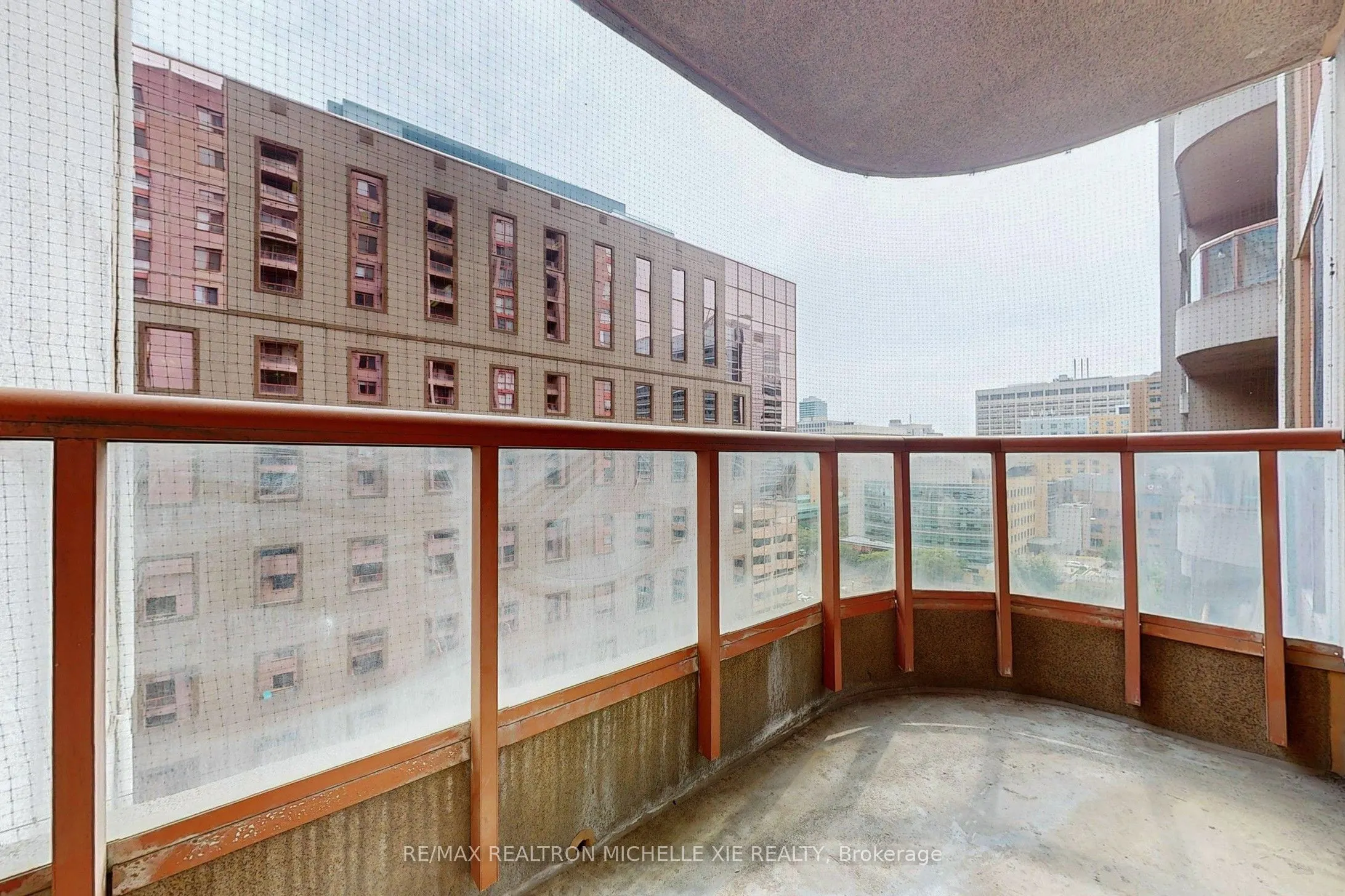 736 Bay Street, #1009