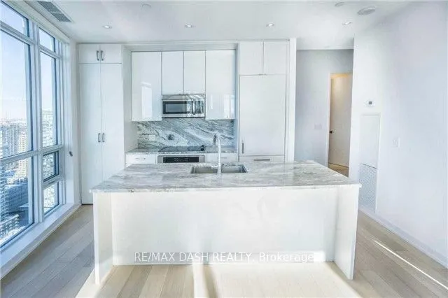 89 Dunfield Avenue, #3110