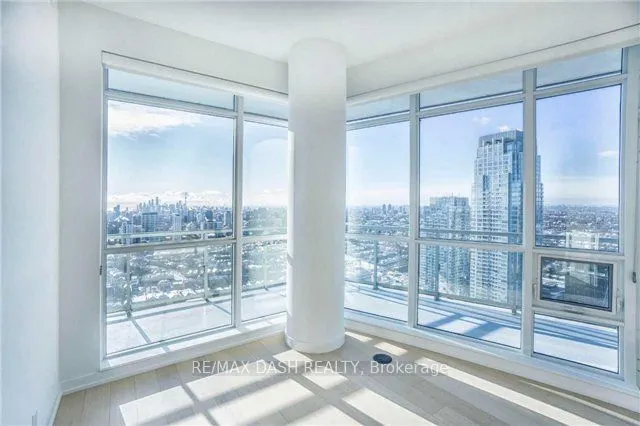 89 Dunfield Avenue, #3110