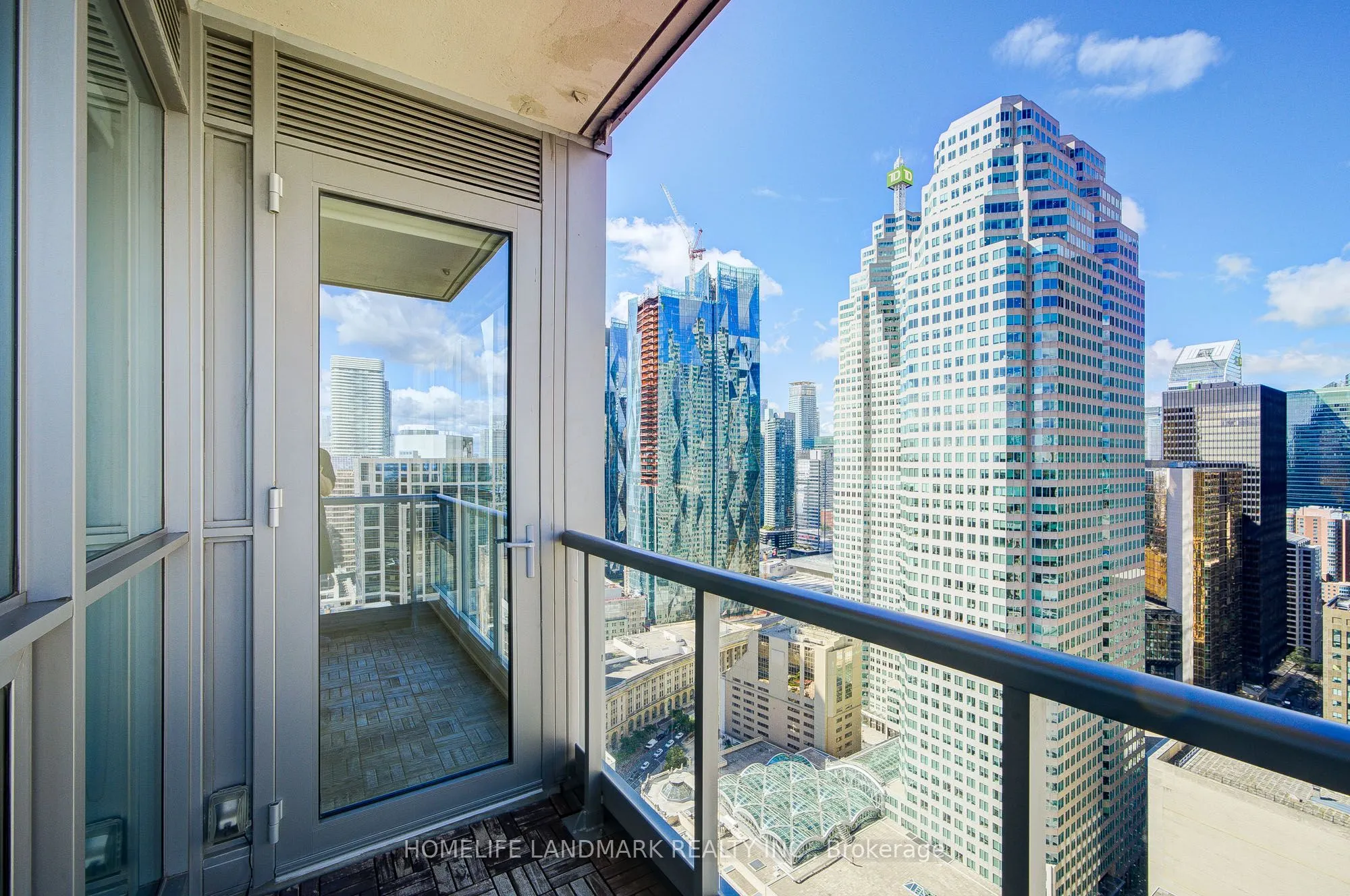 88 Scott Street, #3601
