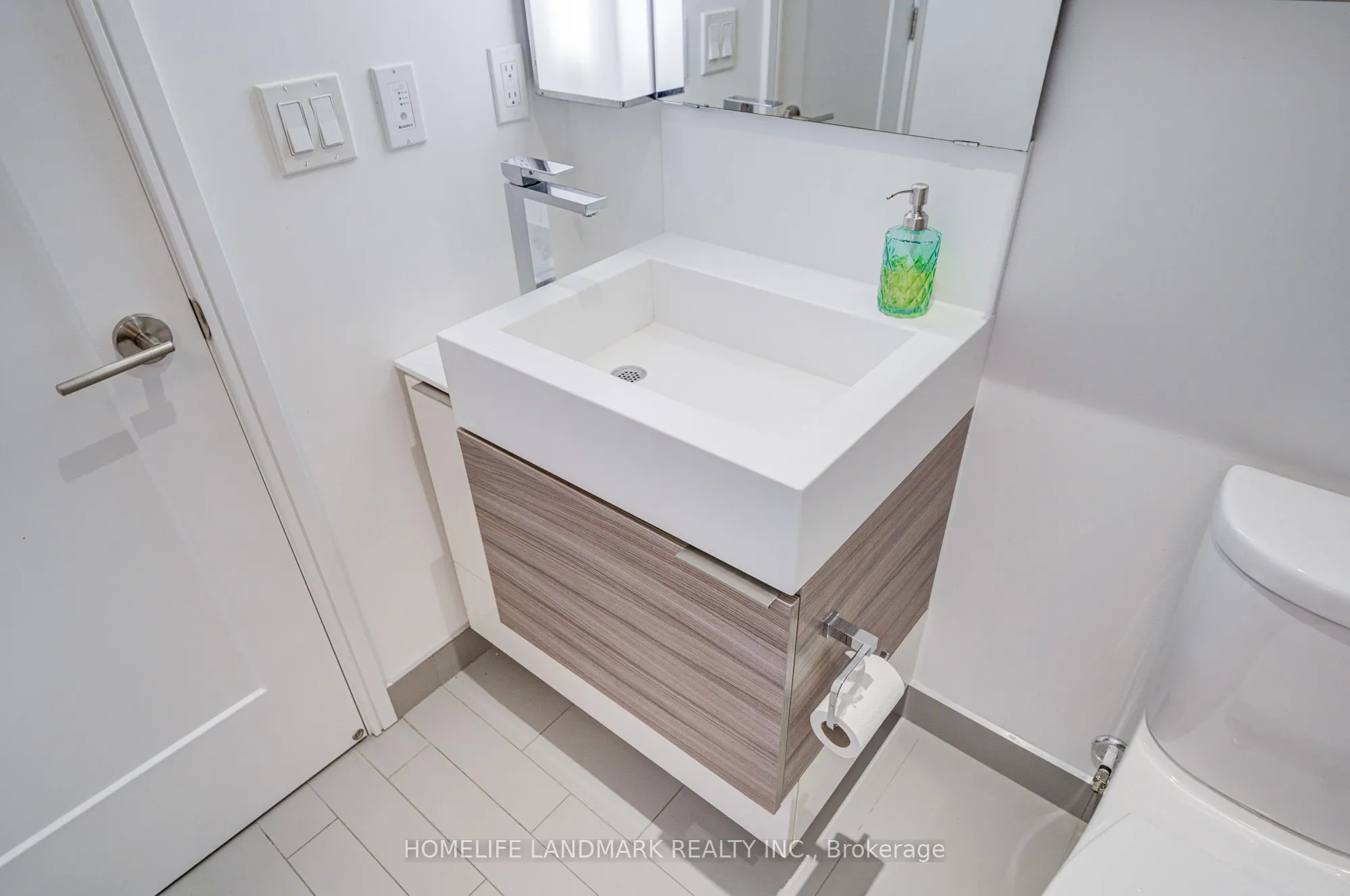 88 Scott Street, #3601