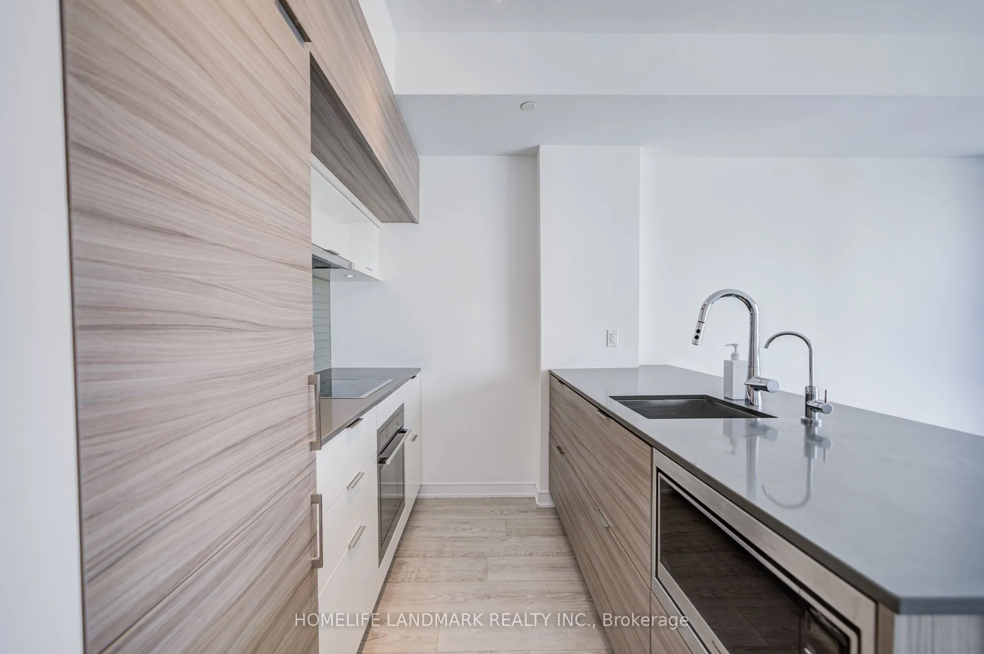 88 Scott Street, #3601