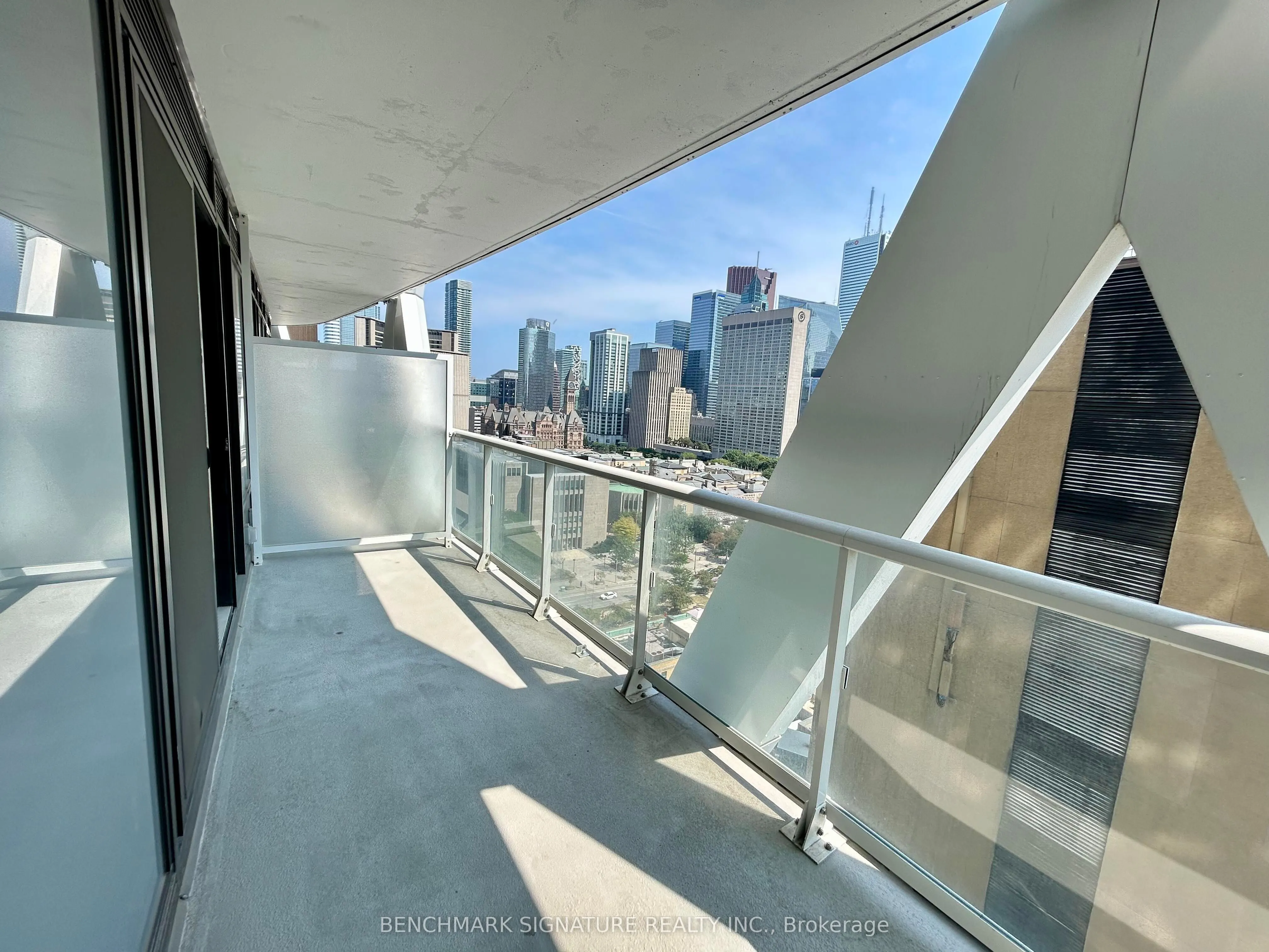 230 Simcoe Street, #1531