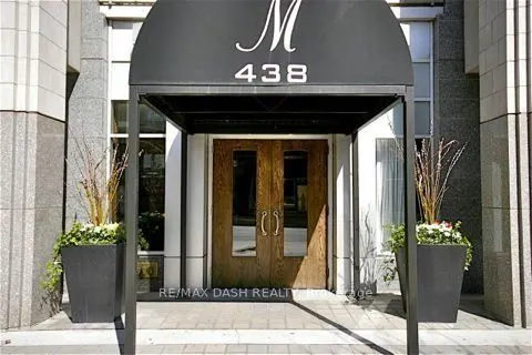 438 Richmond Street W, #1402