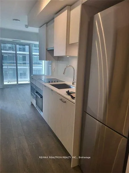 99 Broadway Avenue, #3005