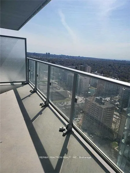 99 Broadway Avenue, #3005