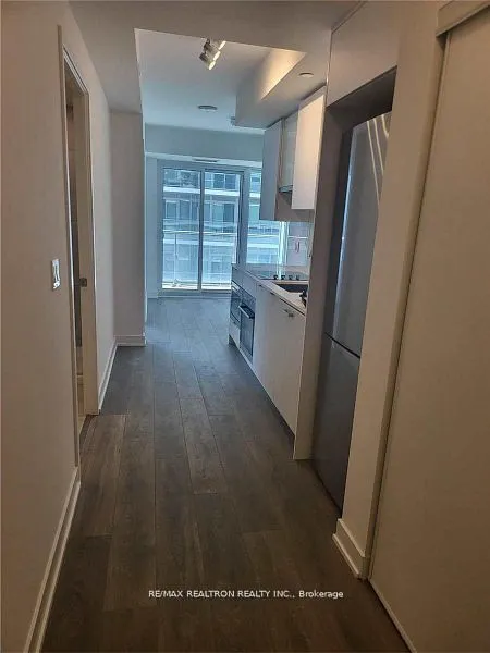 99 Broadway Avenue, #3005
