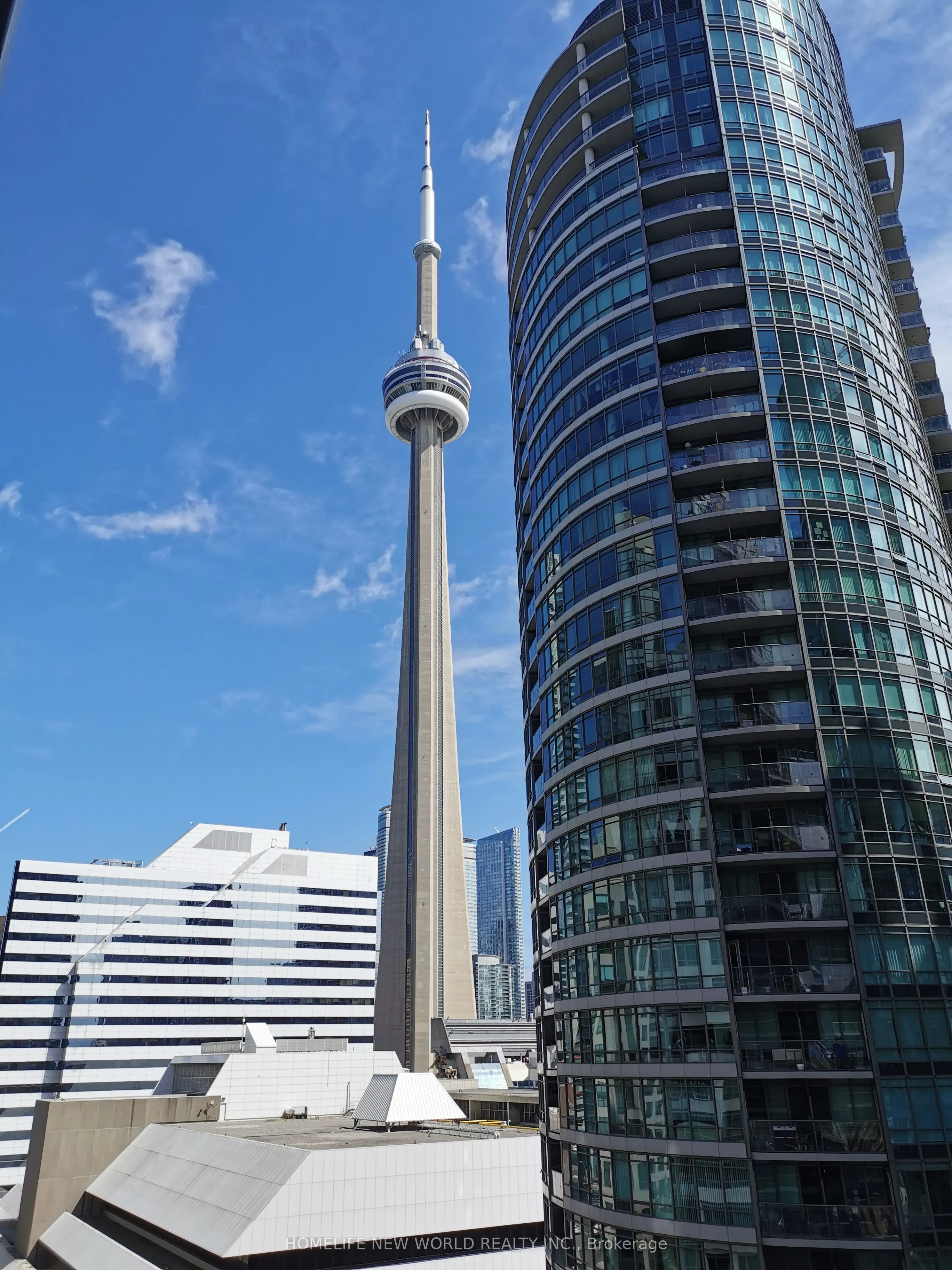 352 Front Street W, #905