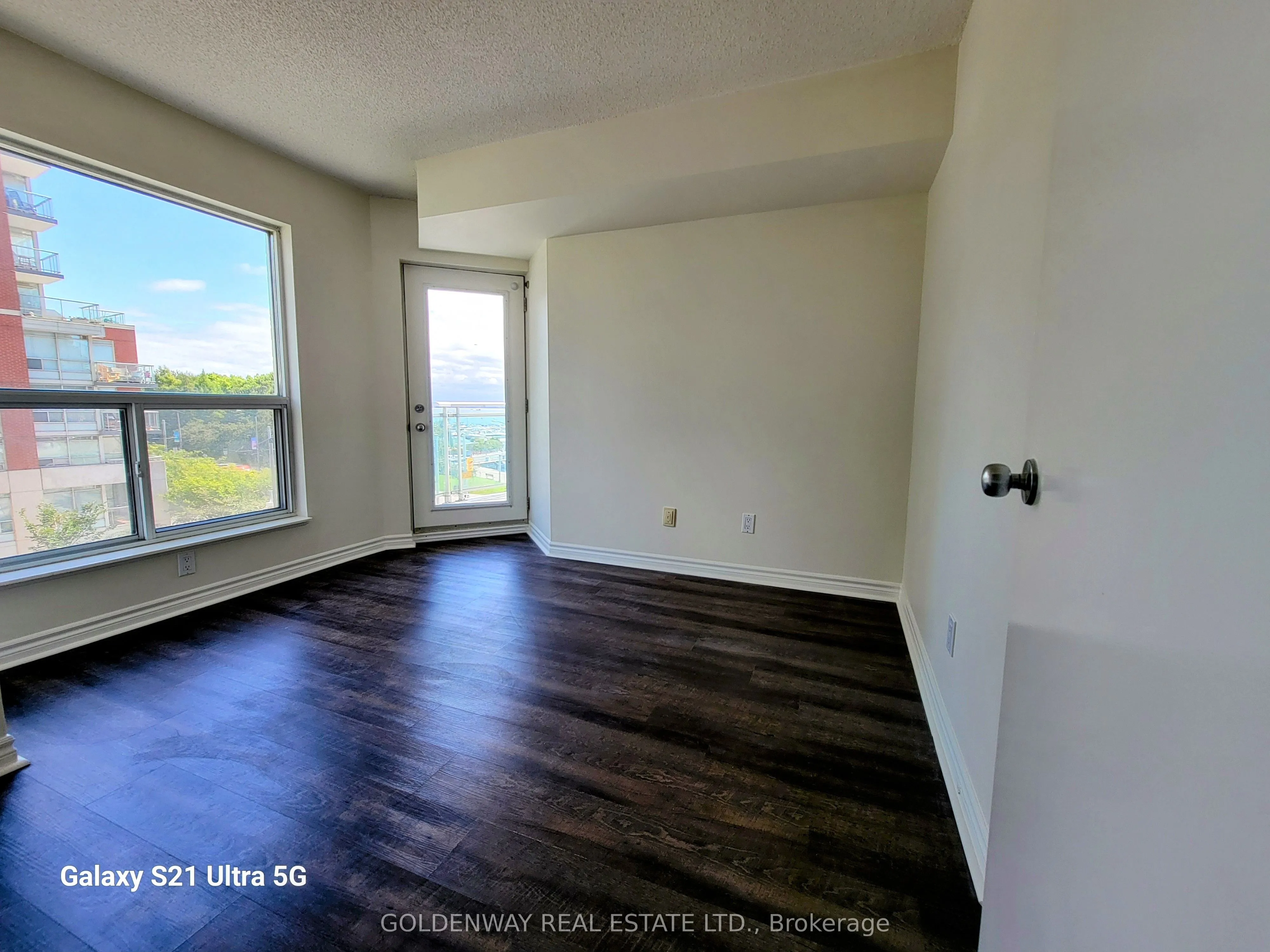 600 Queens Quay W, #509