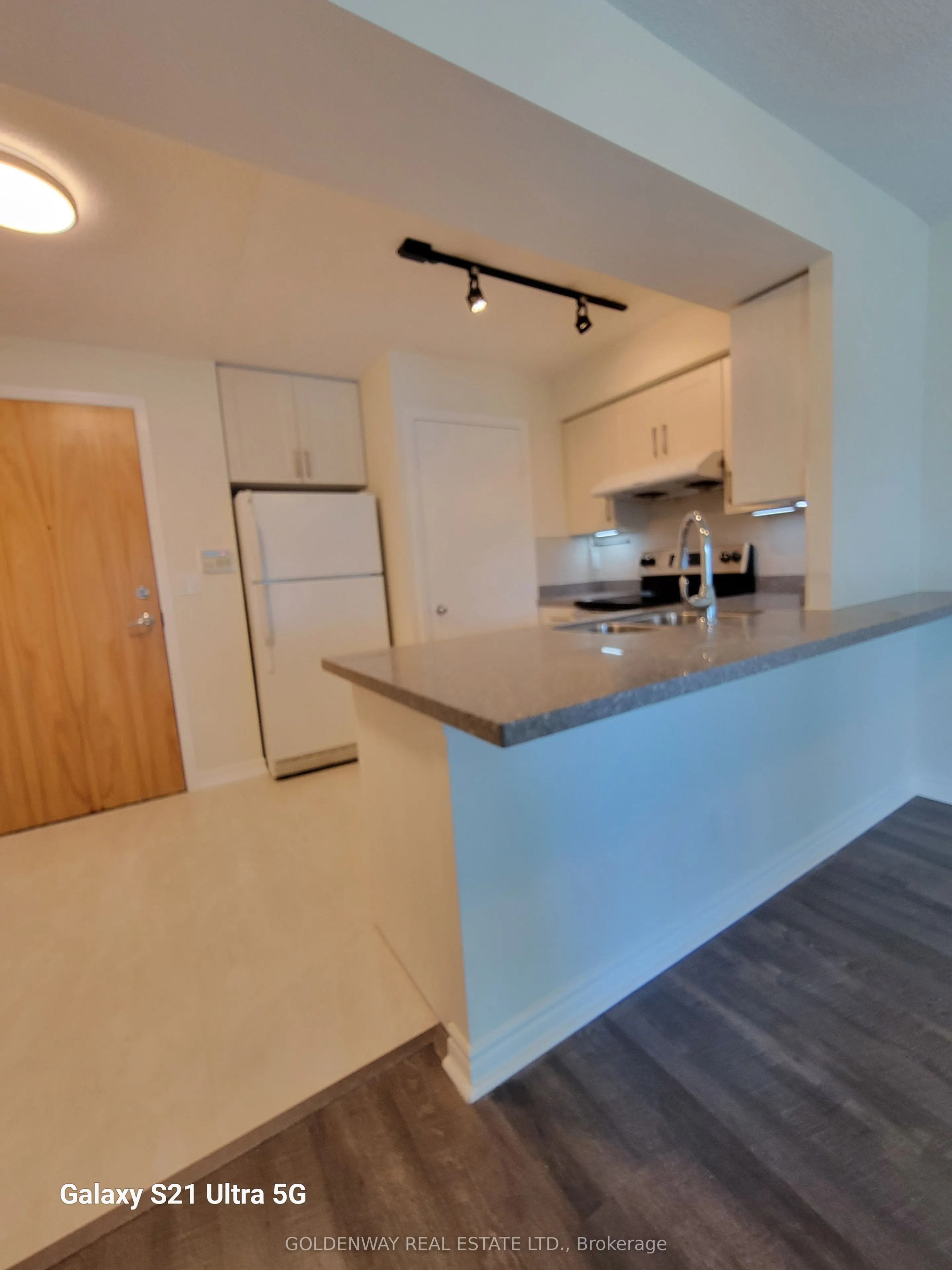 600 Queens Quay W, #509