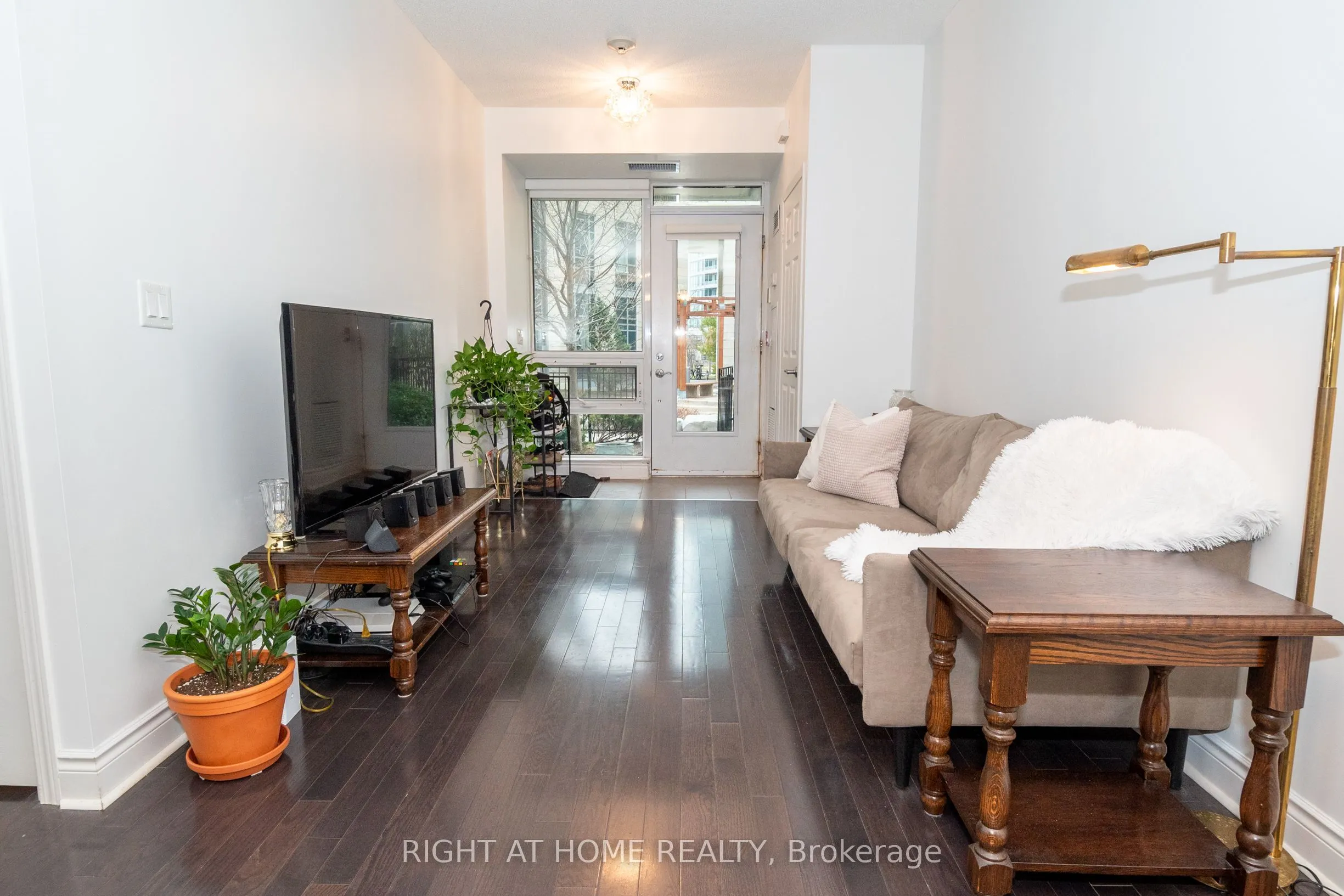 31 Olive Avenue, #112